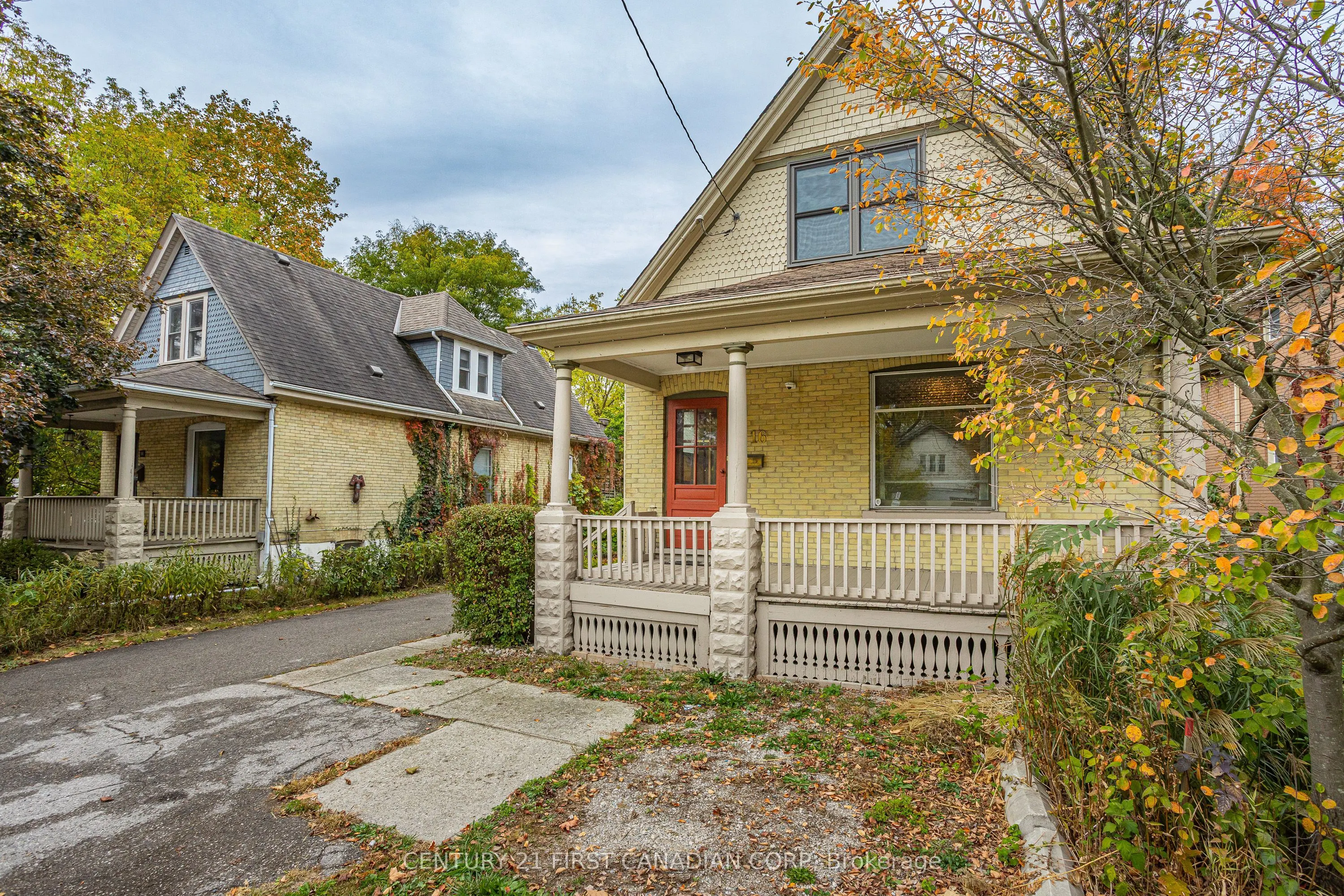 16 Woodward Avenue