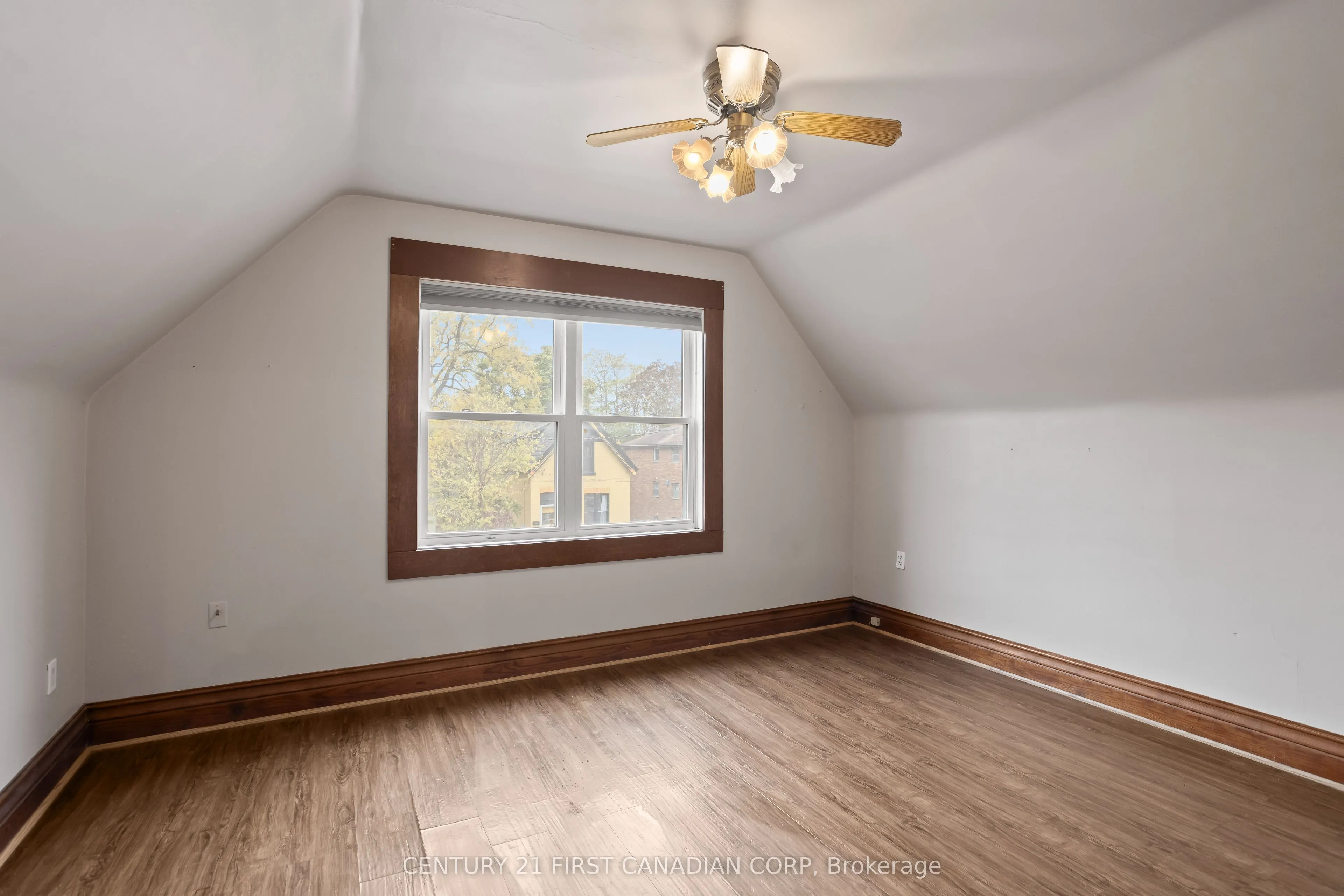 16 Woodward Avenue