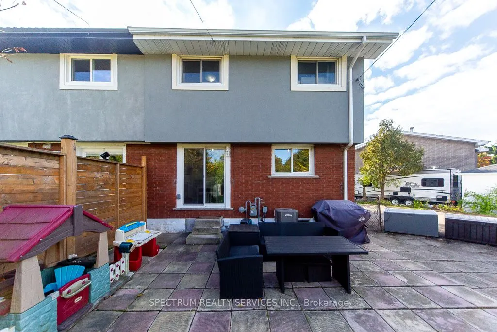 11 Carrington Court