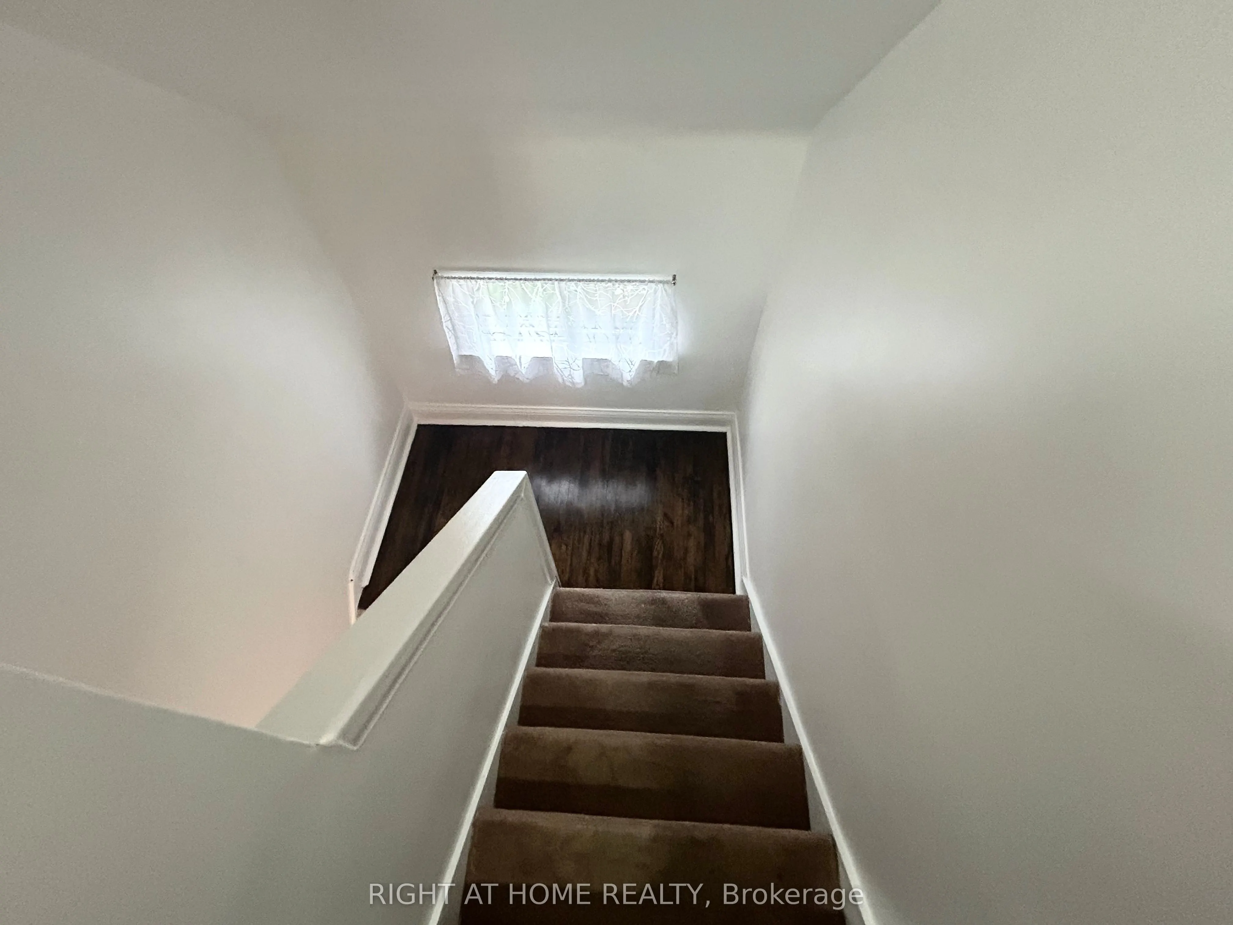 94 East 27th Street
