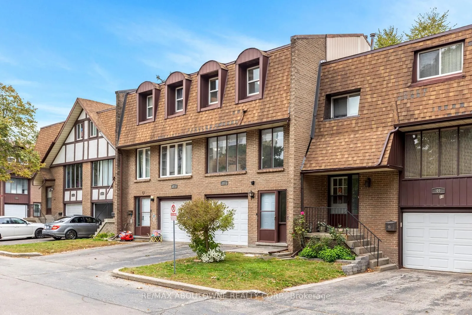 49 Cedarwoods Crescent, #48