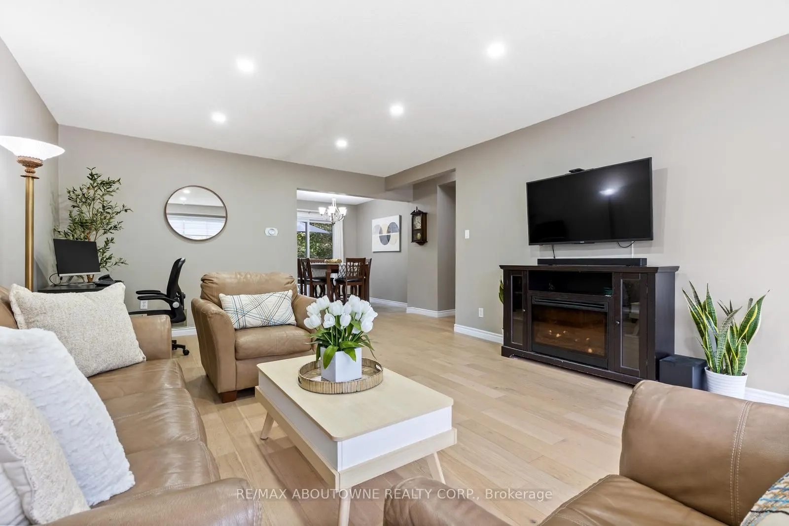 49 Cedarwoods Crescent, #48