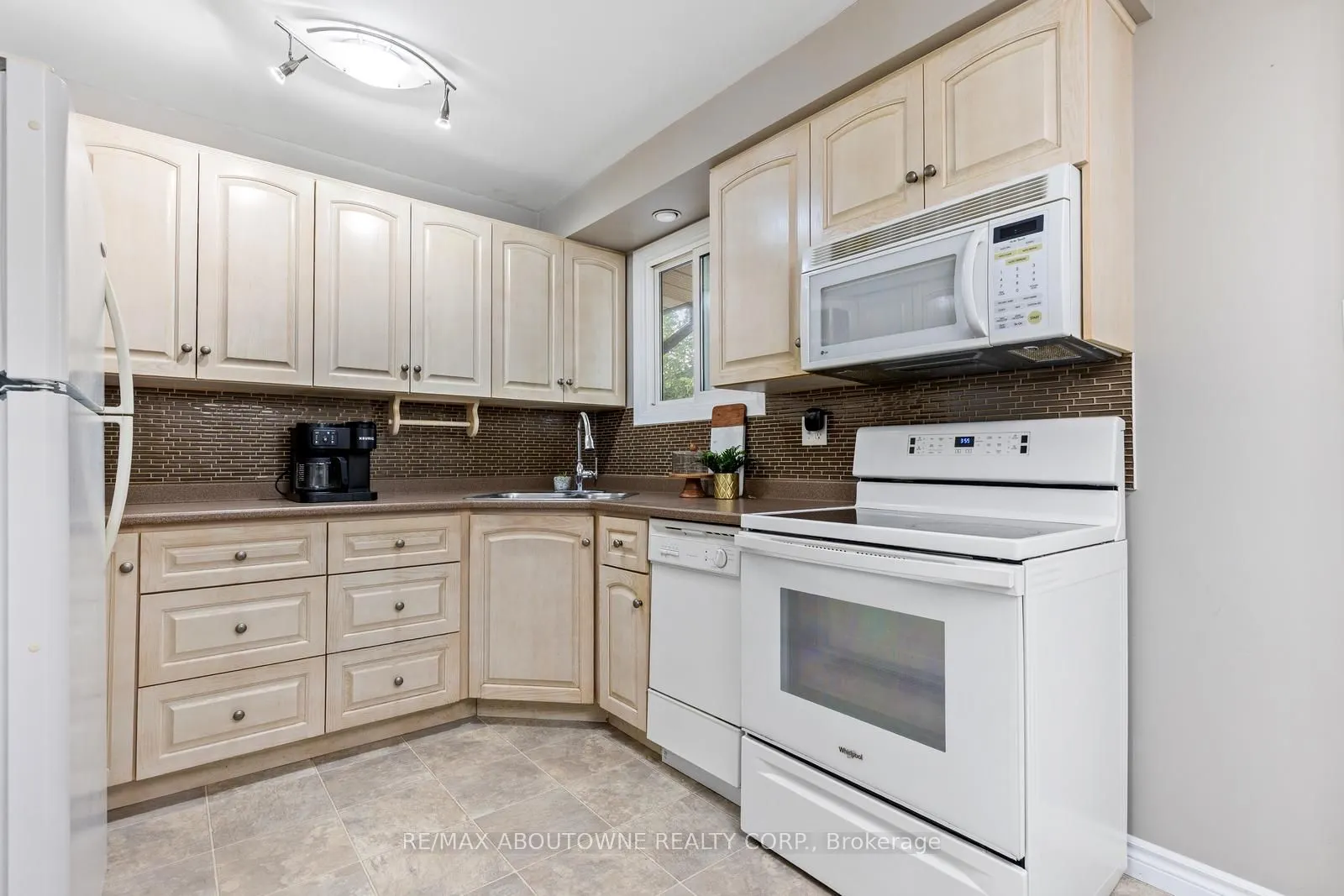 49 Cedarwoods Crescent, #48