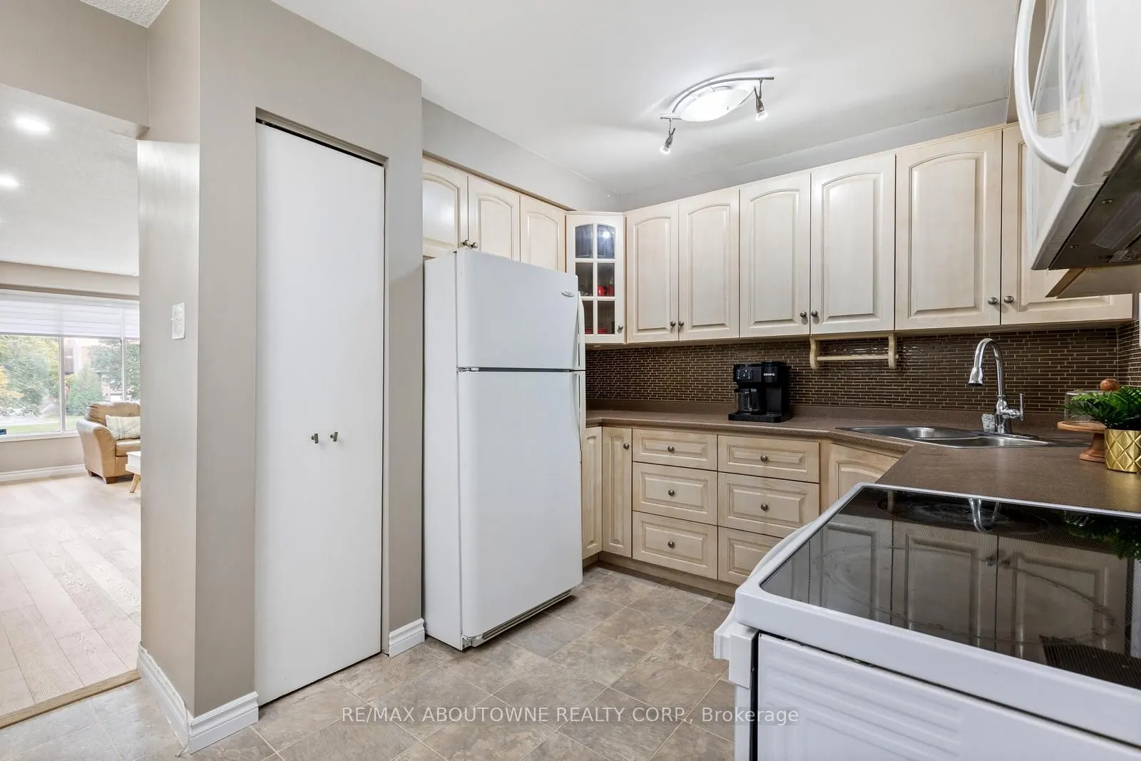 49 Cedarwoods Crescent, #48