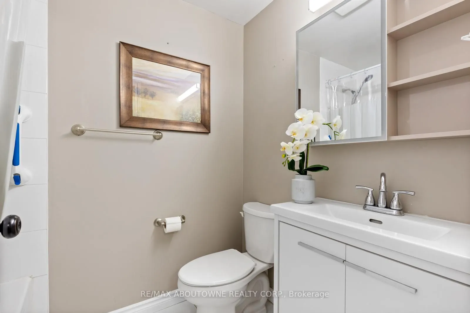 49 Cedarwoods Crescent, #48