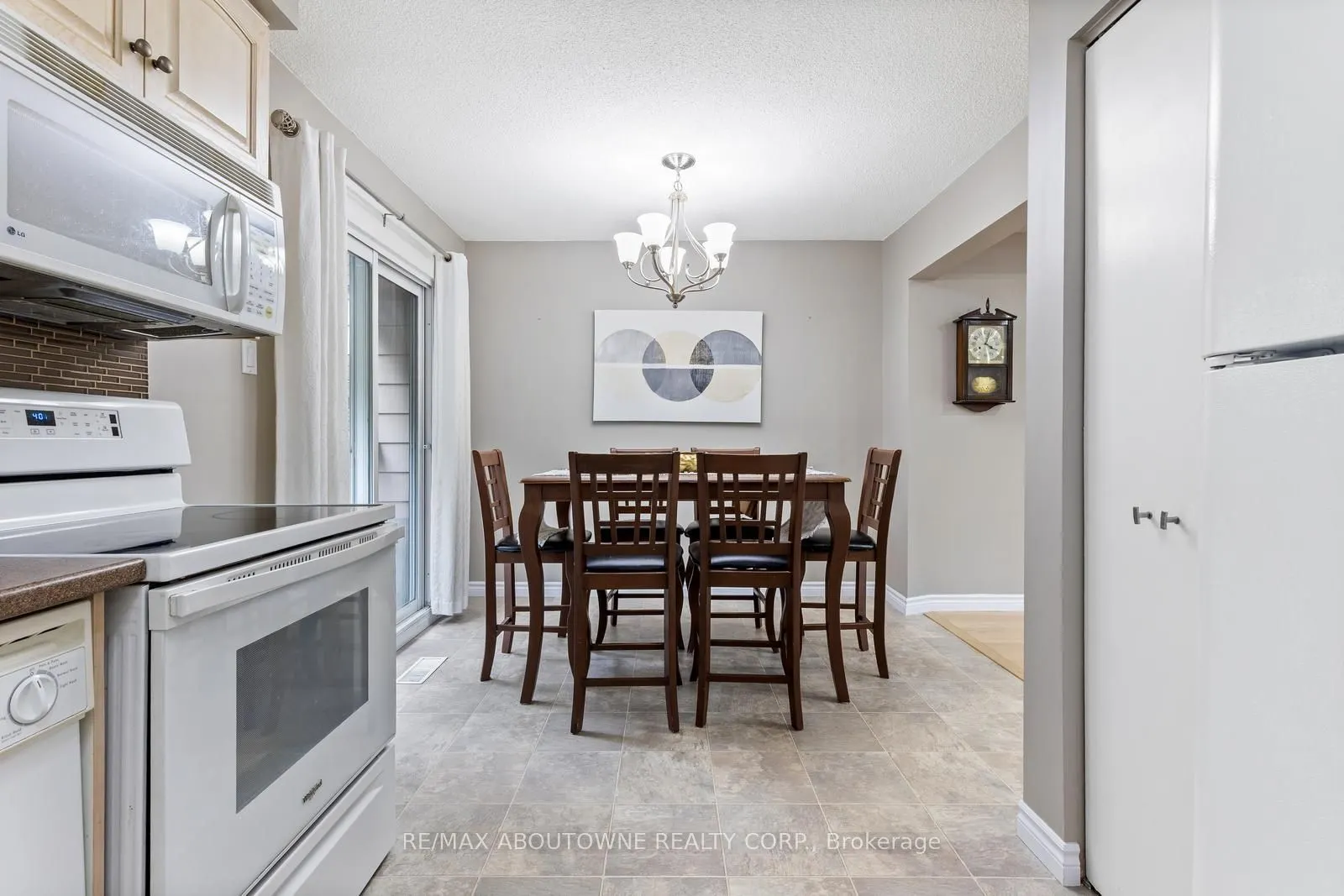 49 Cedarwoods Crescent, #48