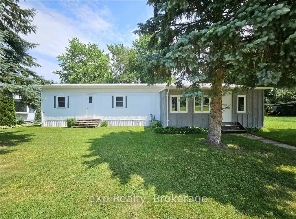 84 Wellington Street S, #2