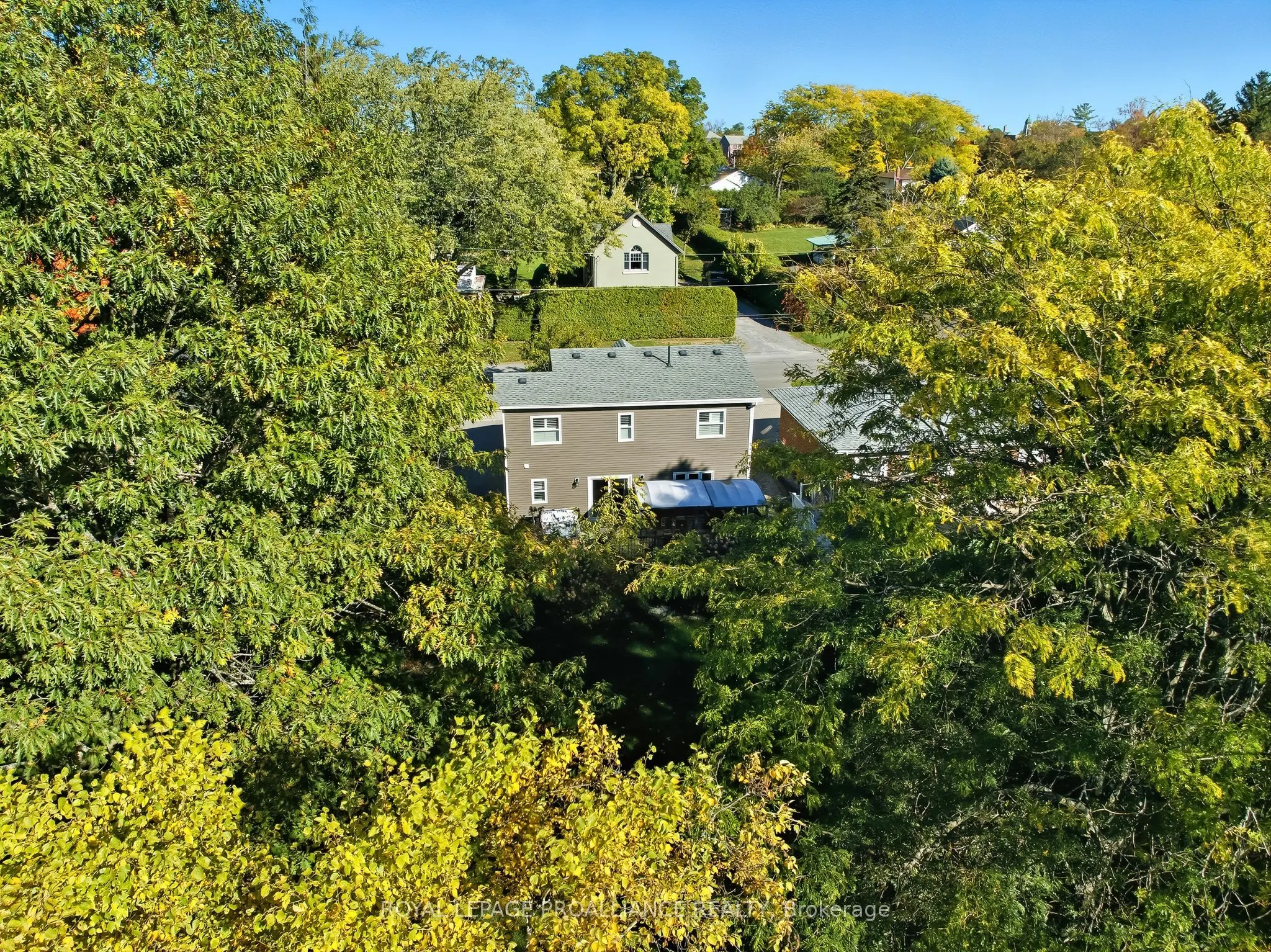 80 Elgin Street N