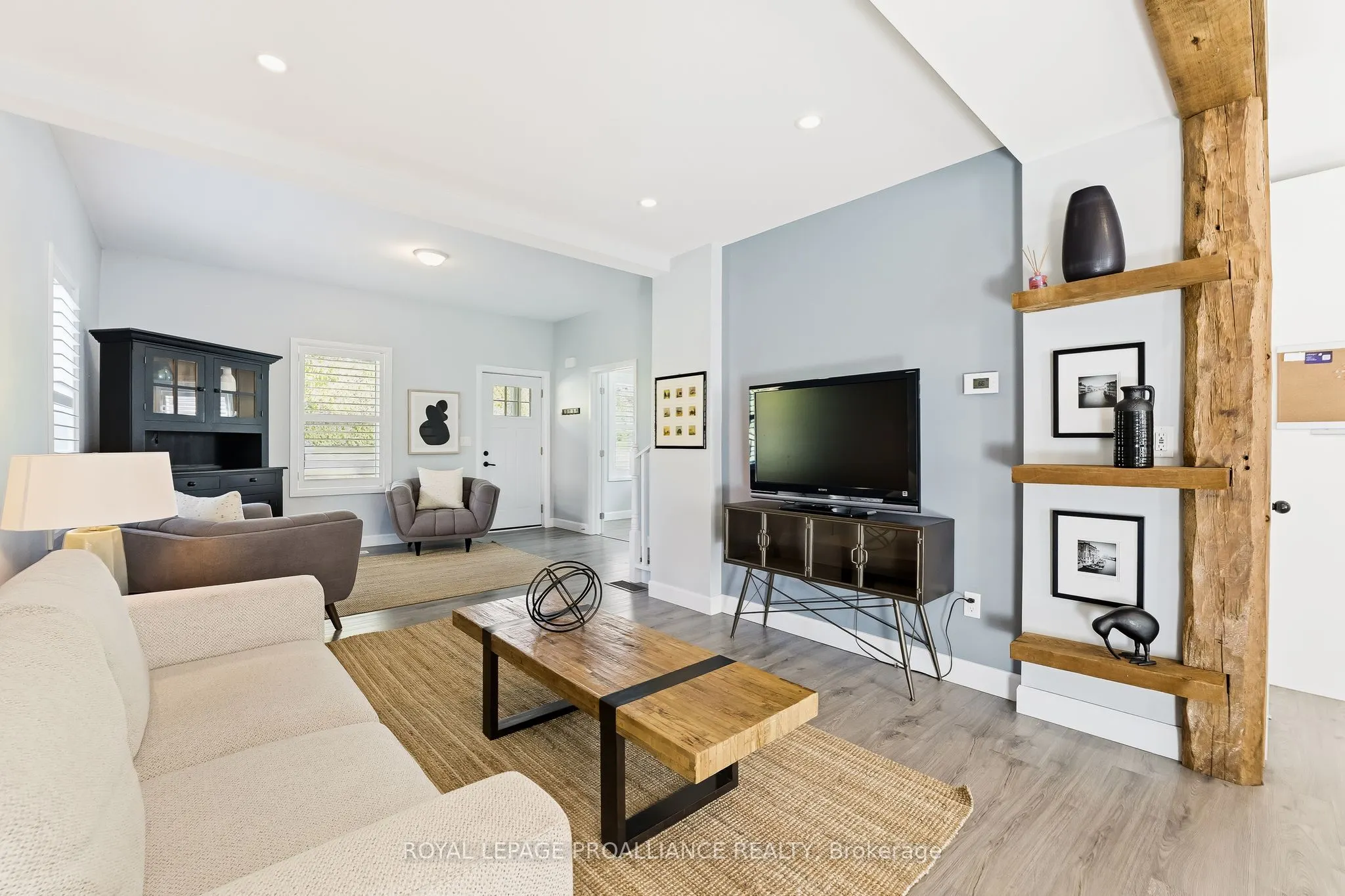 80 Elgin Street N