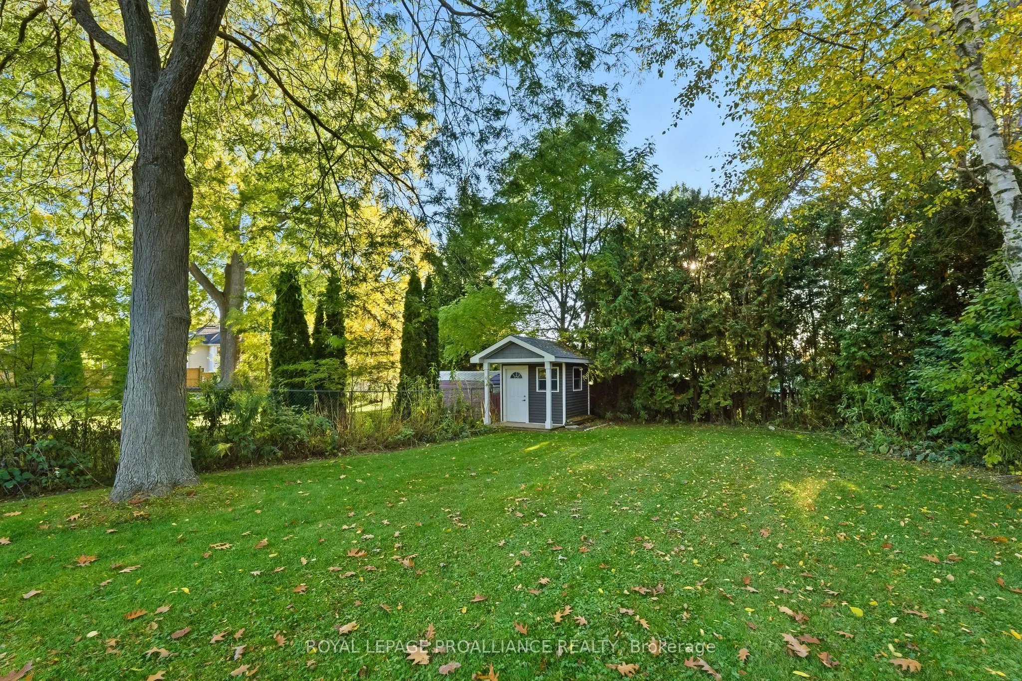 80 Elgin Street N