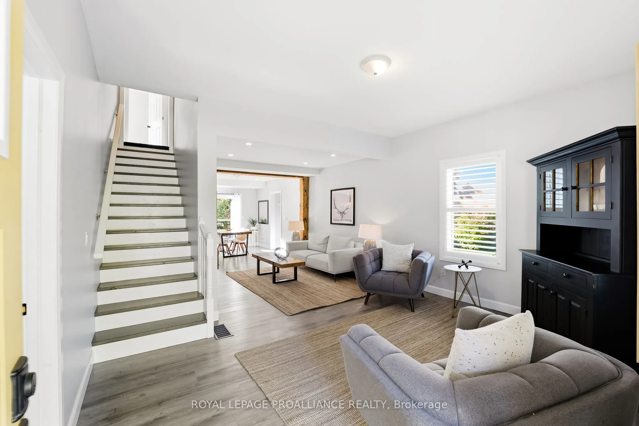 80 Elgin Street N