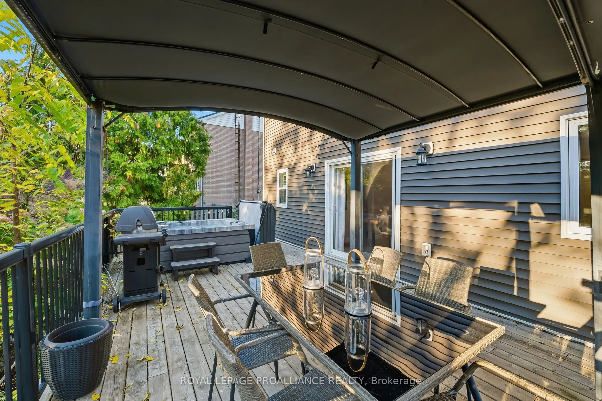 80 Elgin Street N