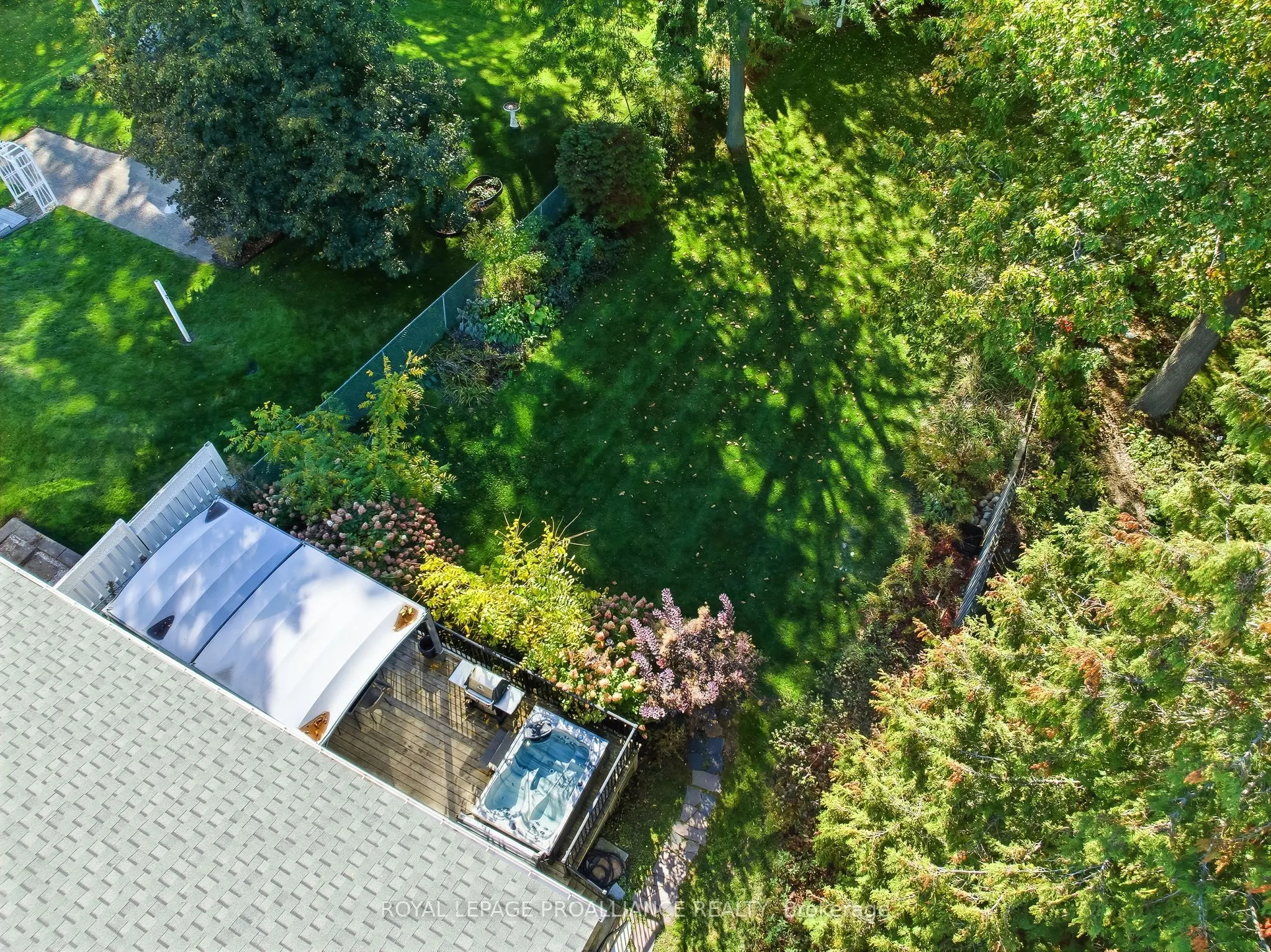 80 Elgin Street N