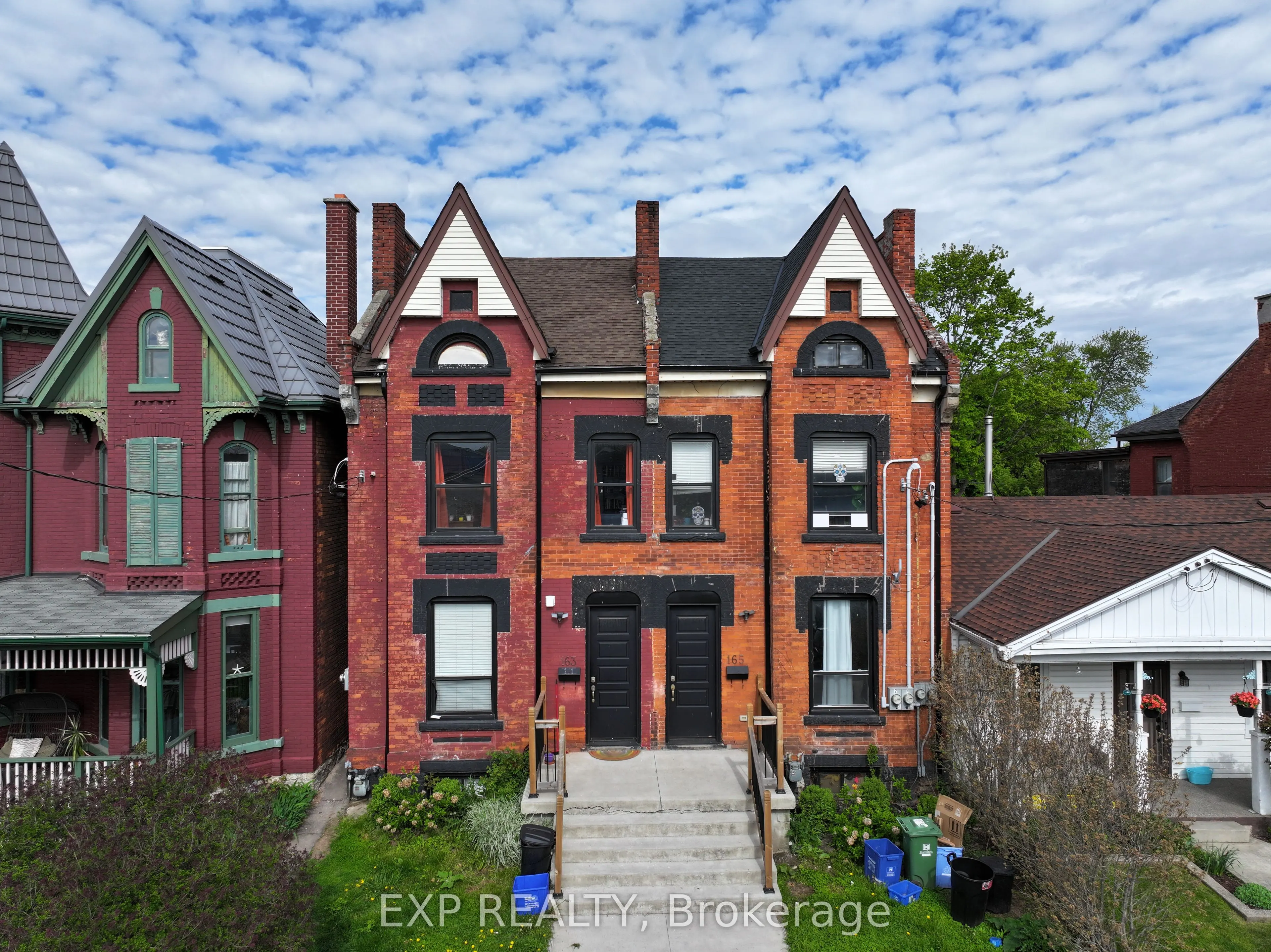 165 Emerald Street N