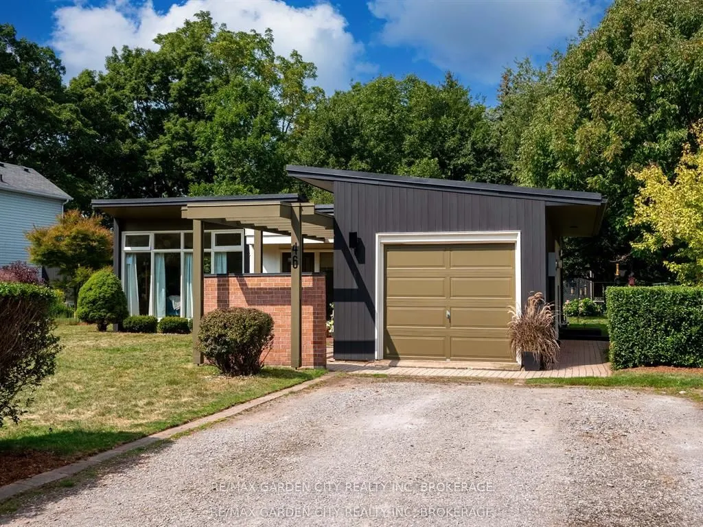 46 HENLEY Drive