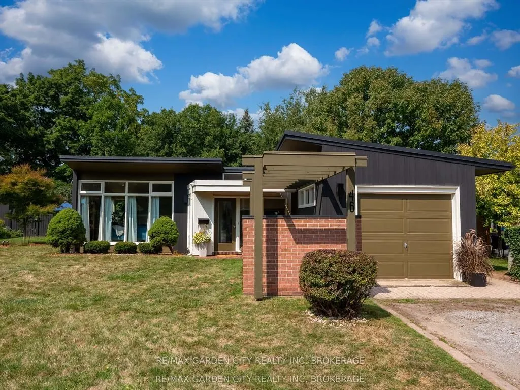 46 HENLEY Drive