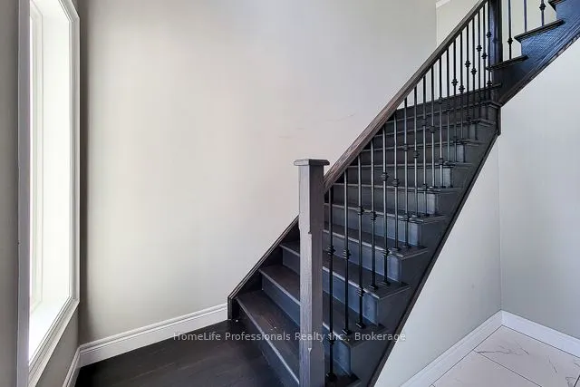 1261 Mohawk Road N, #5