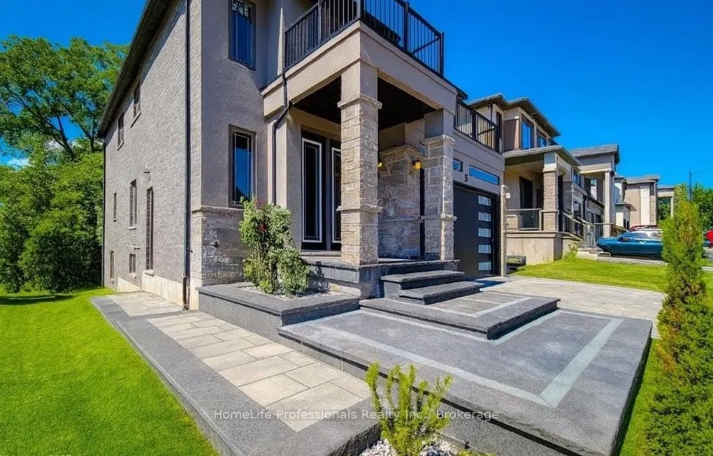 1261 Mohawk Road N, #5