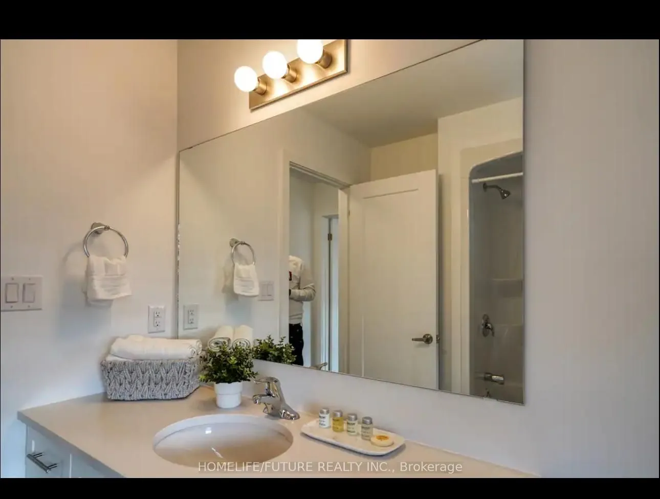4263 Fourth Avenue, #721