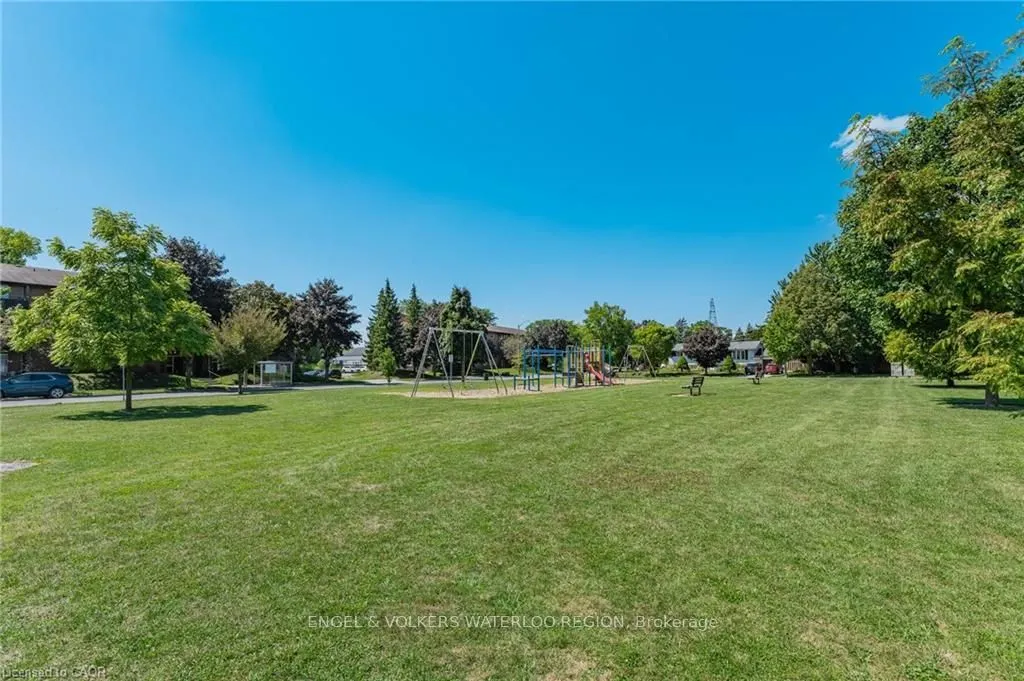 181 Walsh Crescent