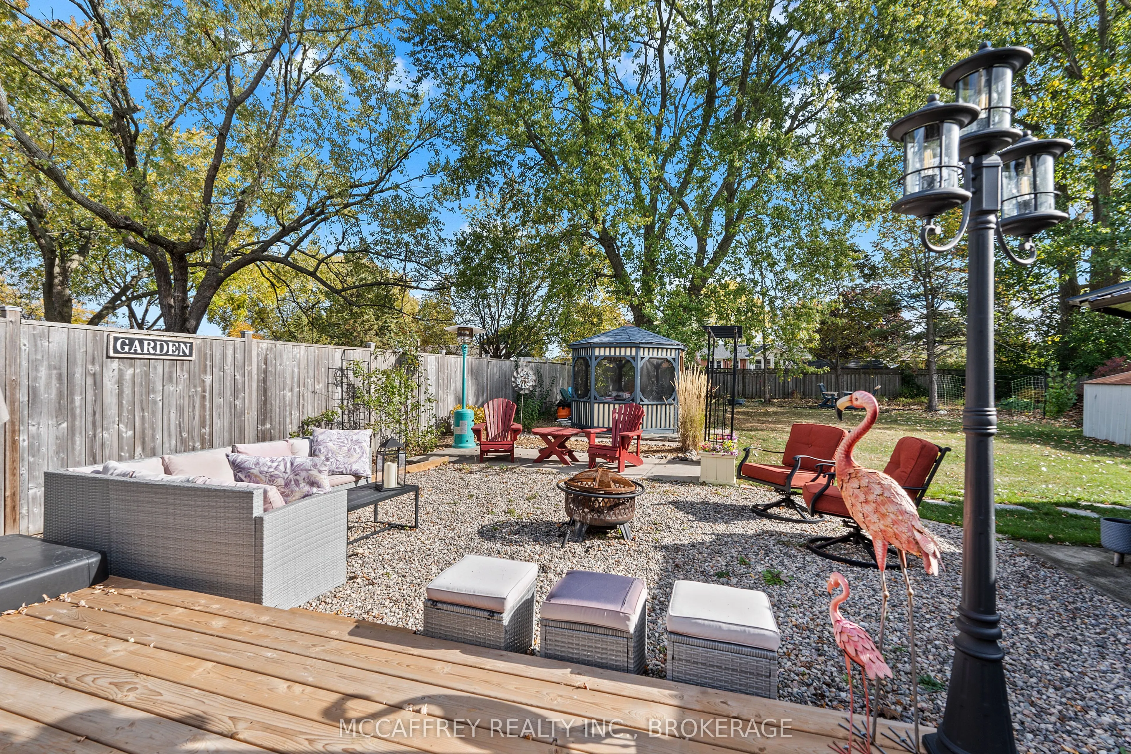 59 Loyalist Avenue