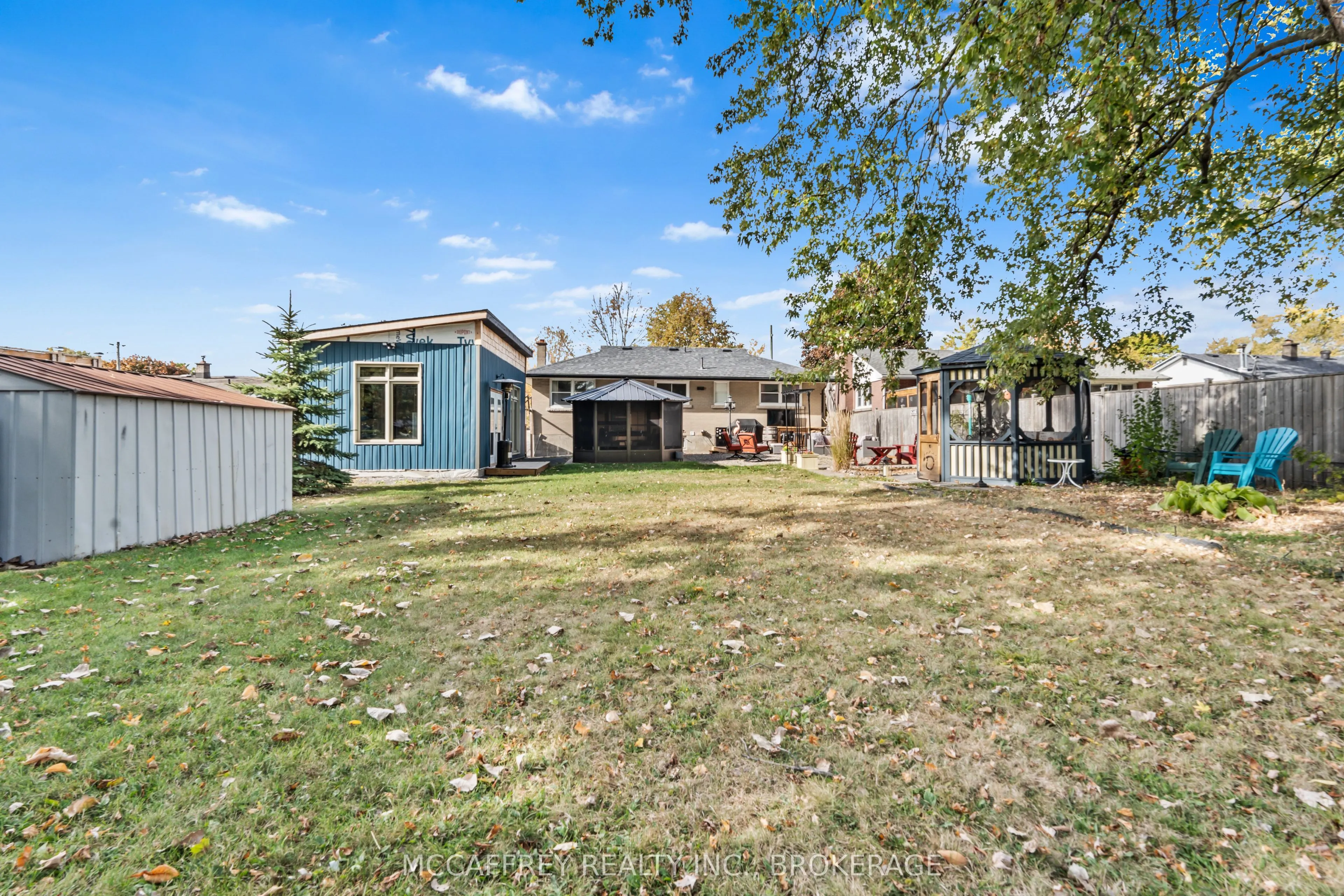 59 Loyalist Avenue