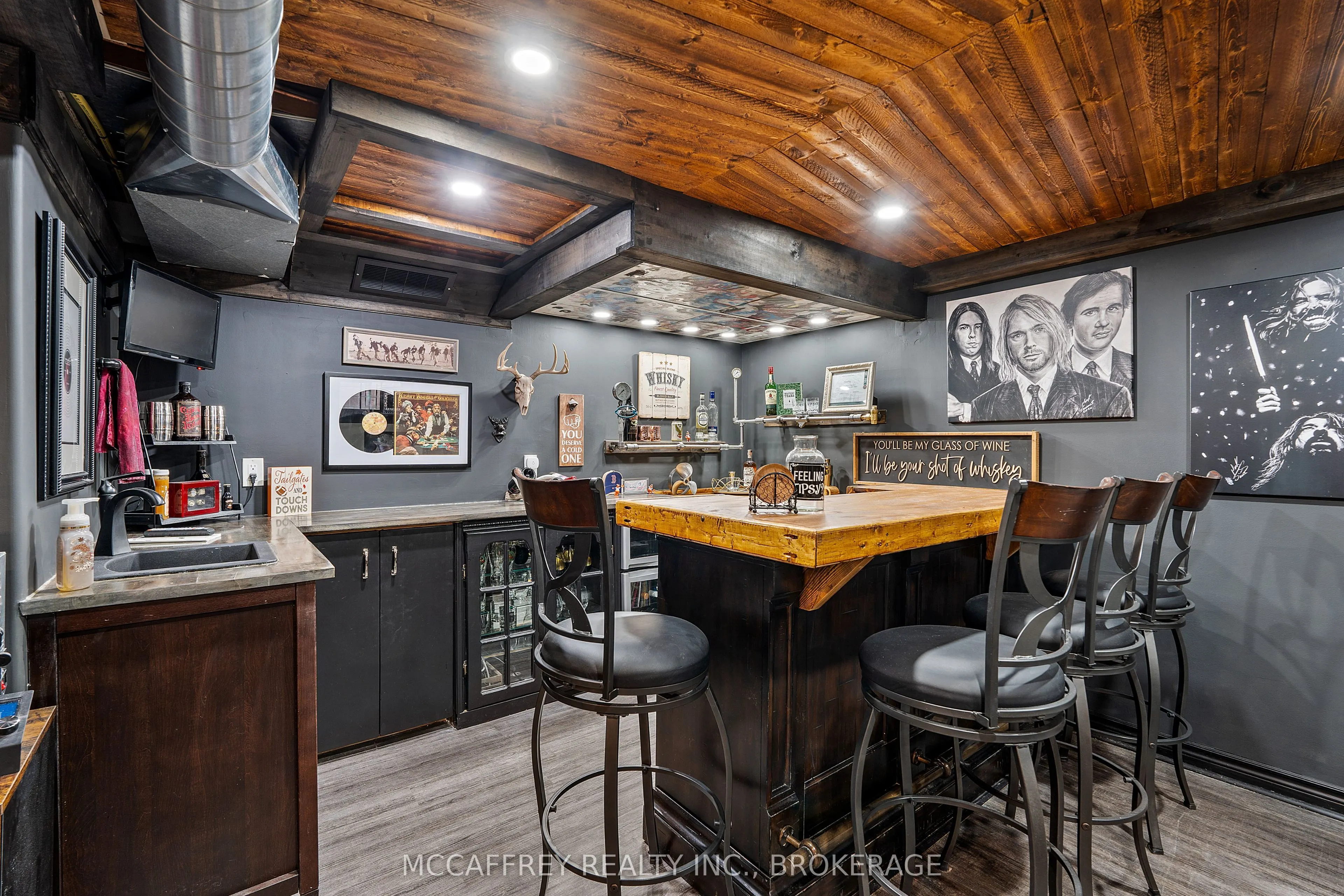 59 Loyalist Avenue