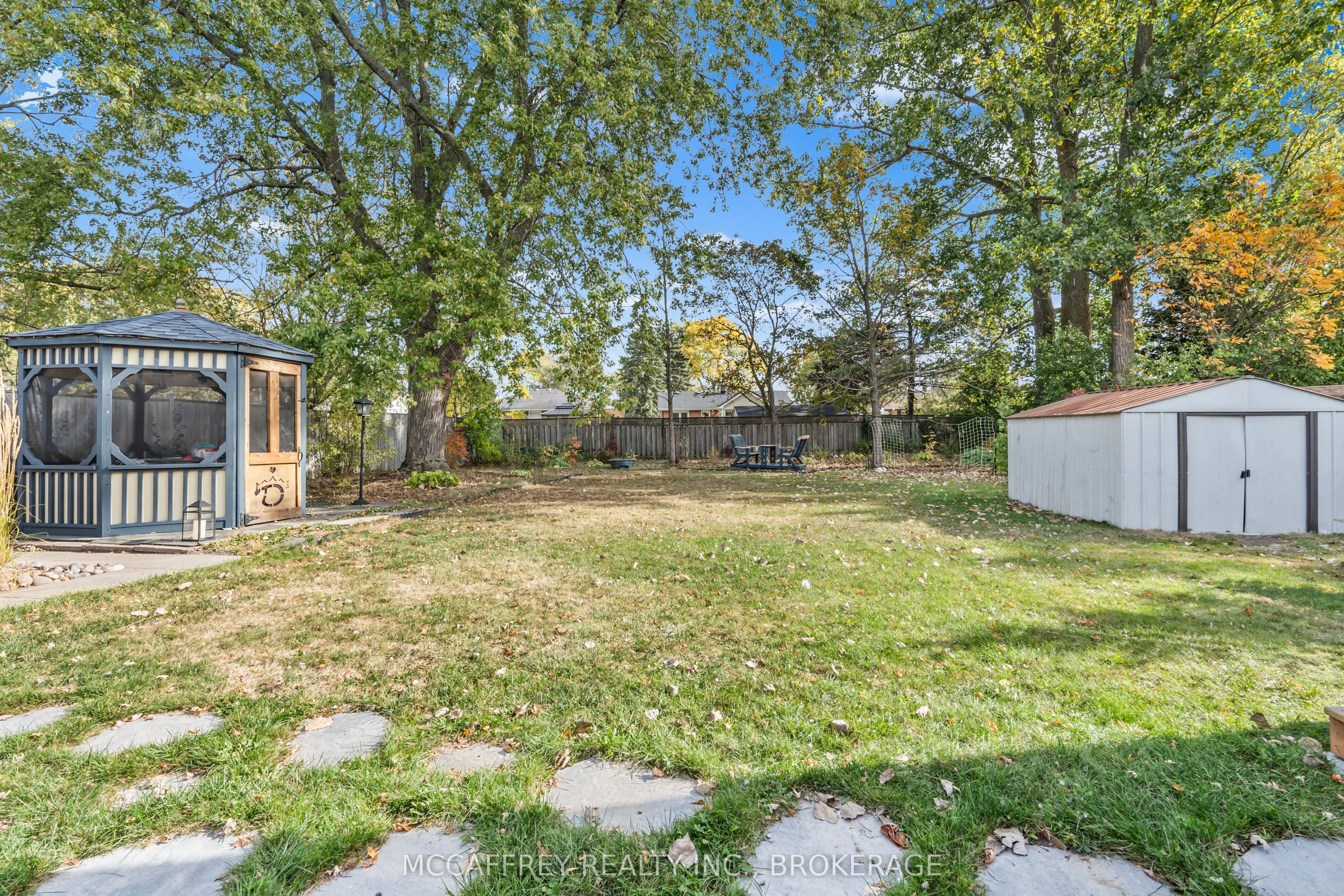 59 Loyalist Avenue
