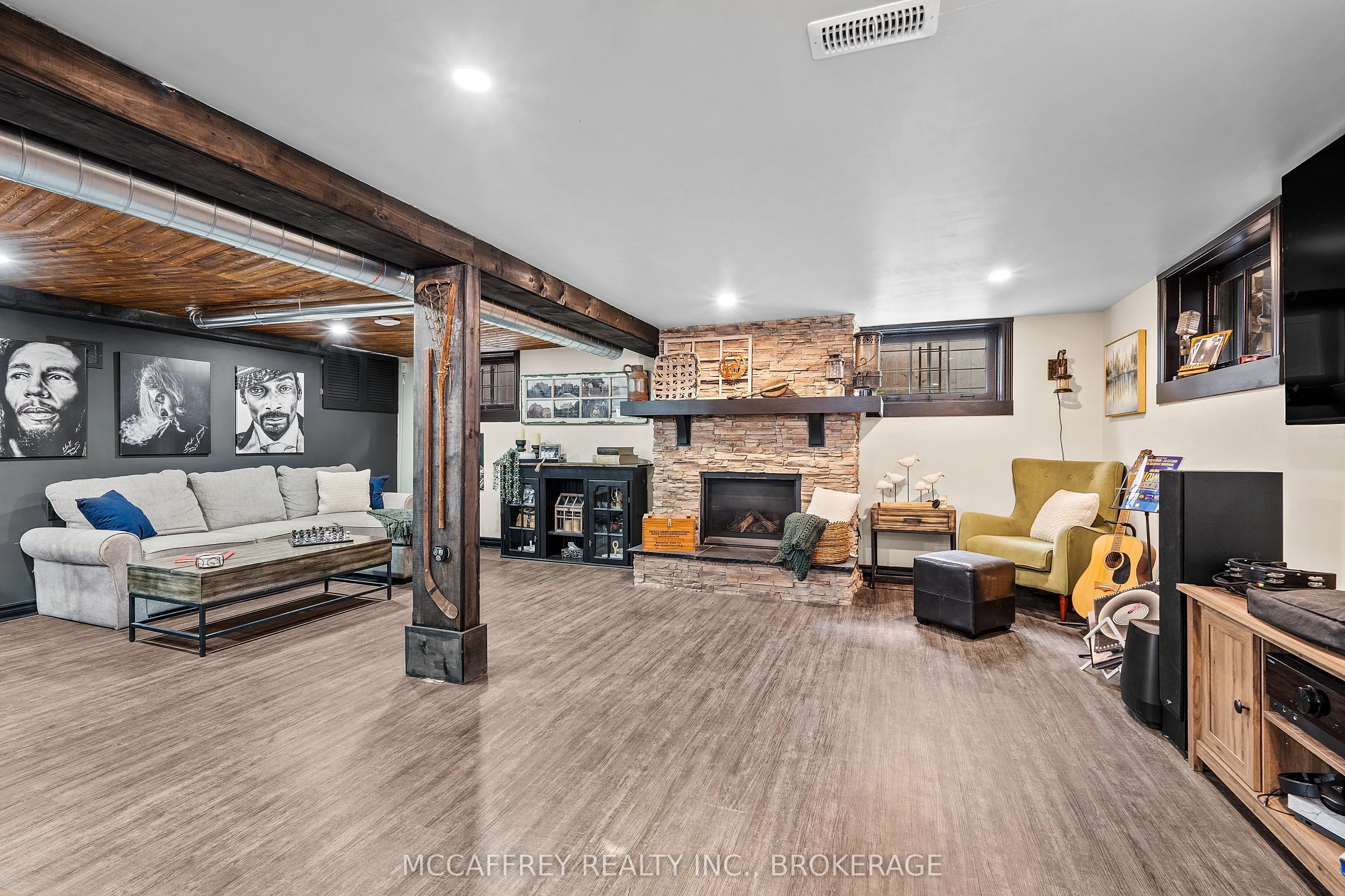 59 Loyalist Avenue