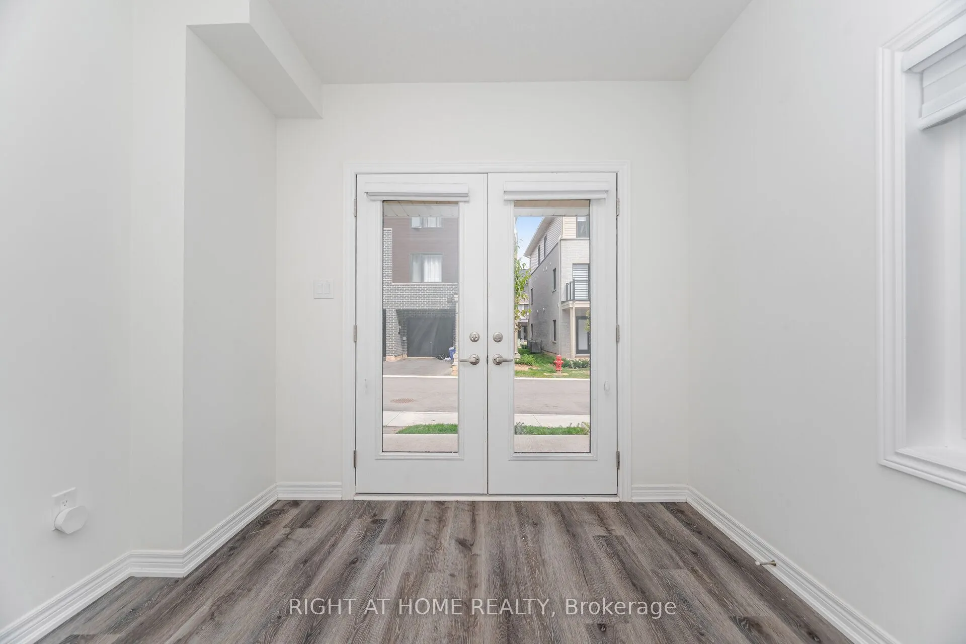 14 Dryden Lane, #100
