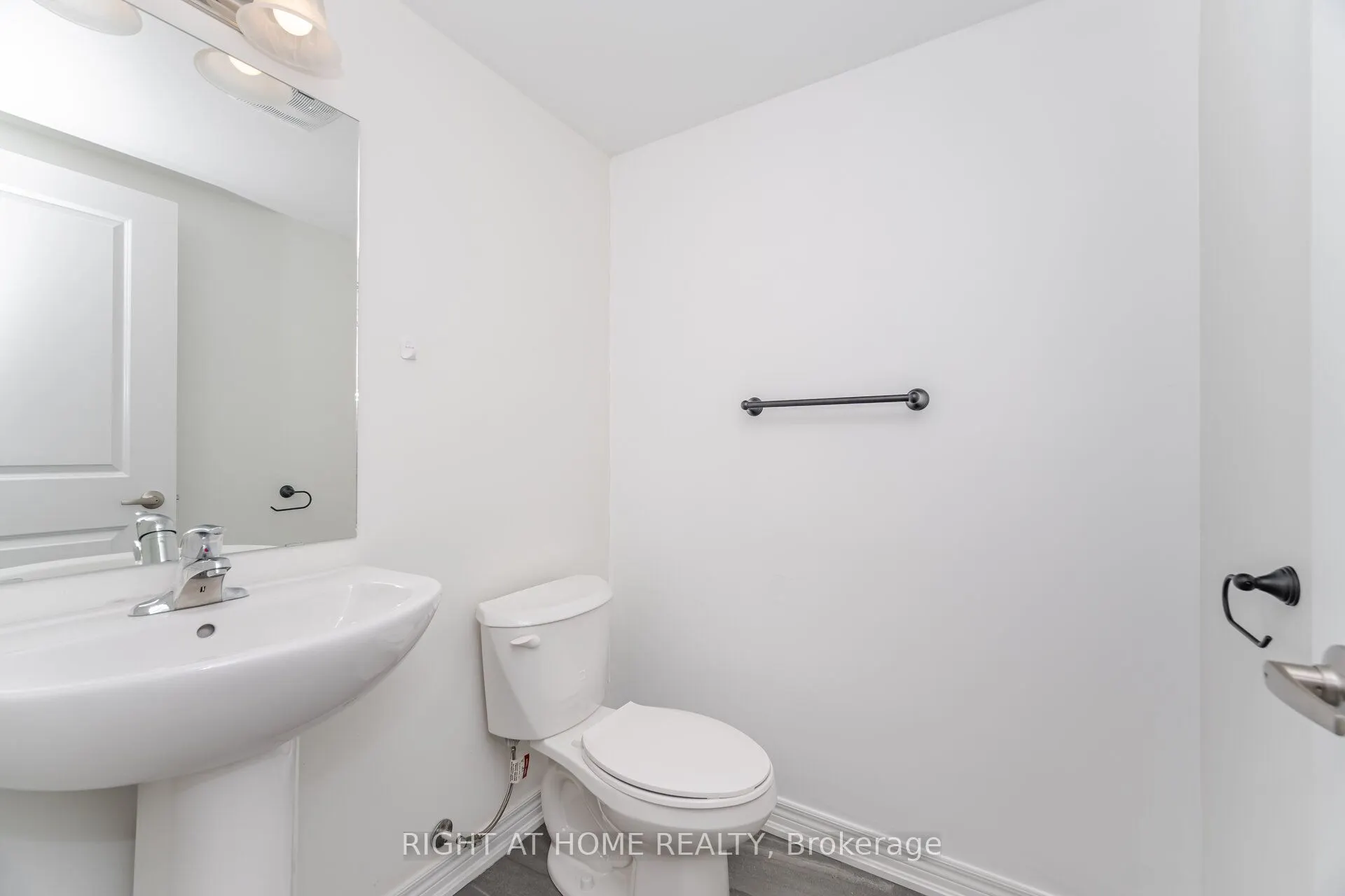 14 Dryden Lane, #100