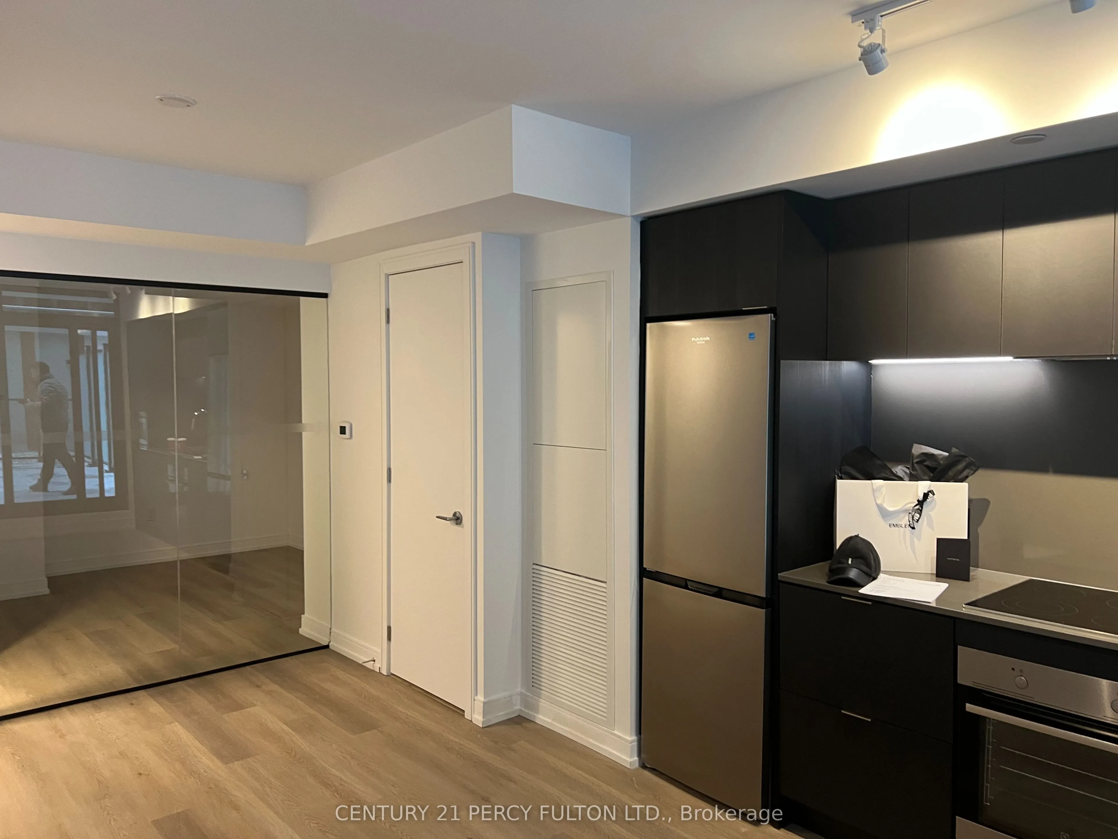 1 Jarvis Street, #321
