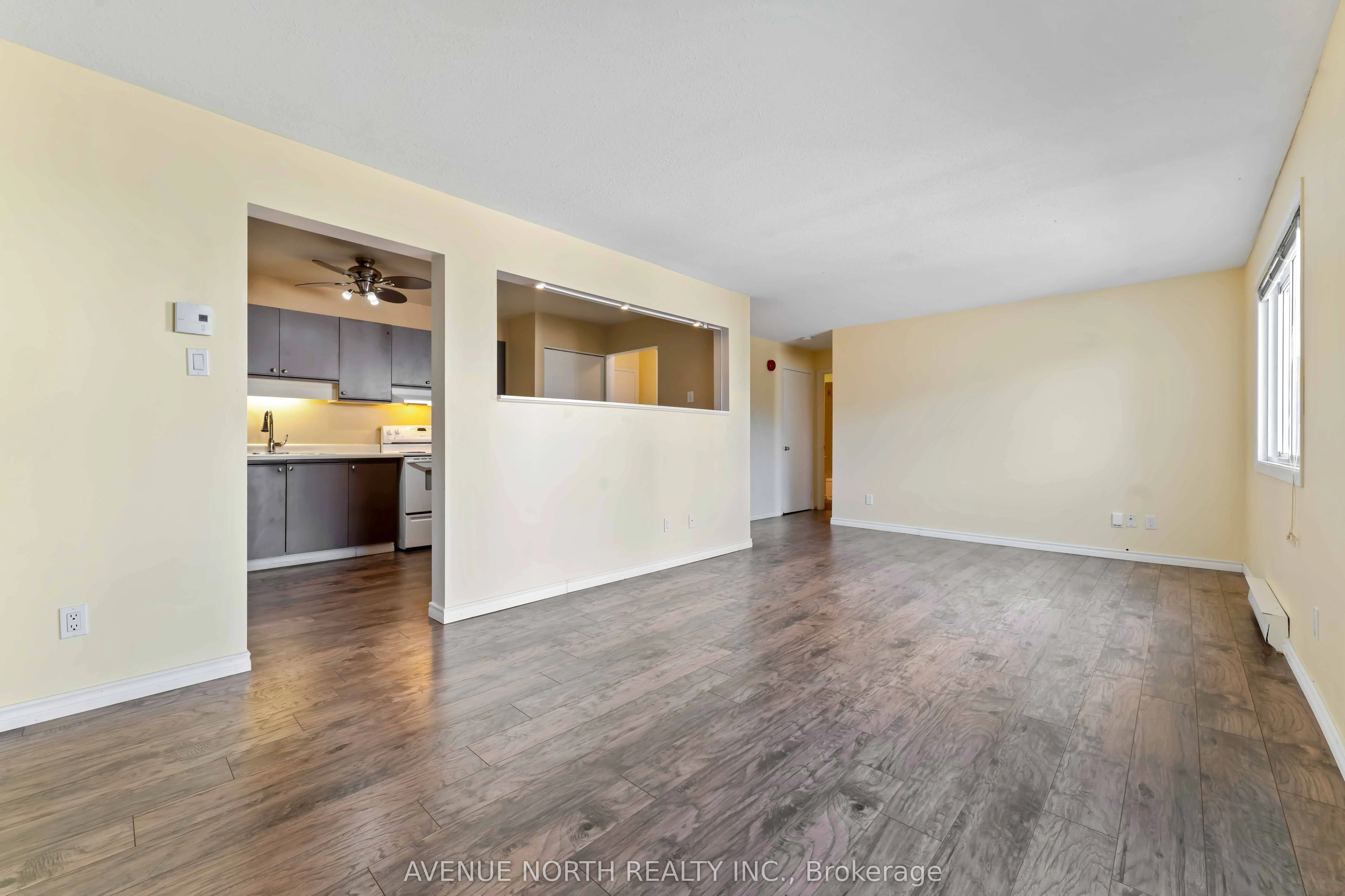 214 Viewmount Drive, #200