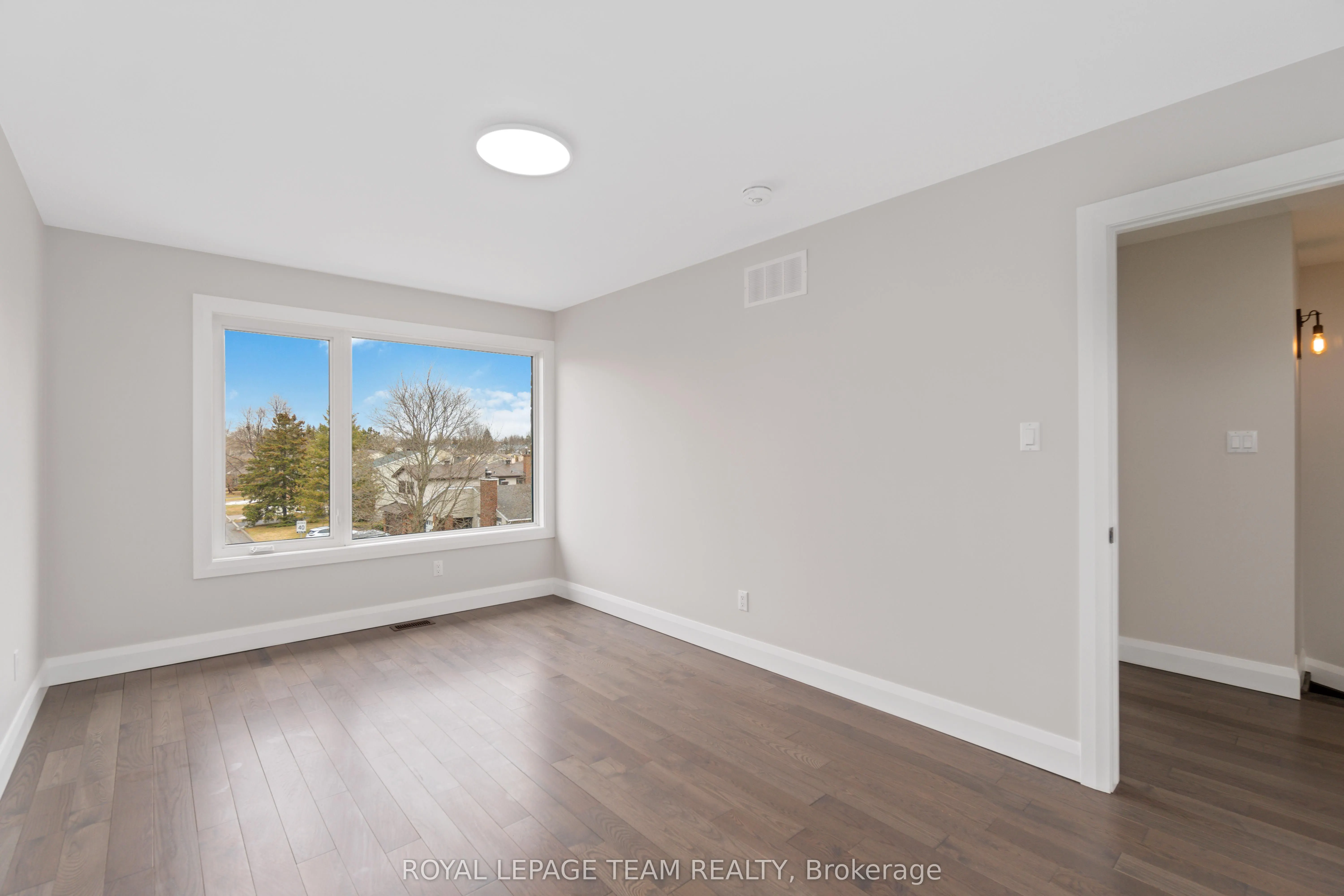 16 Melville Drive