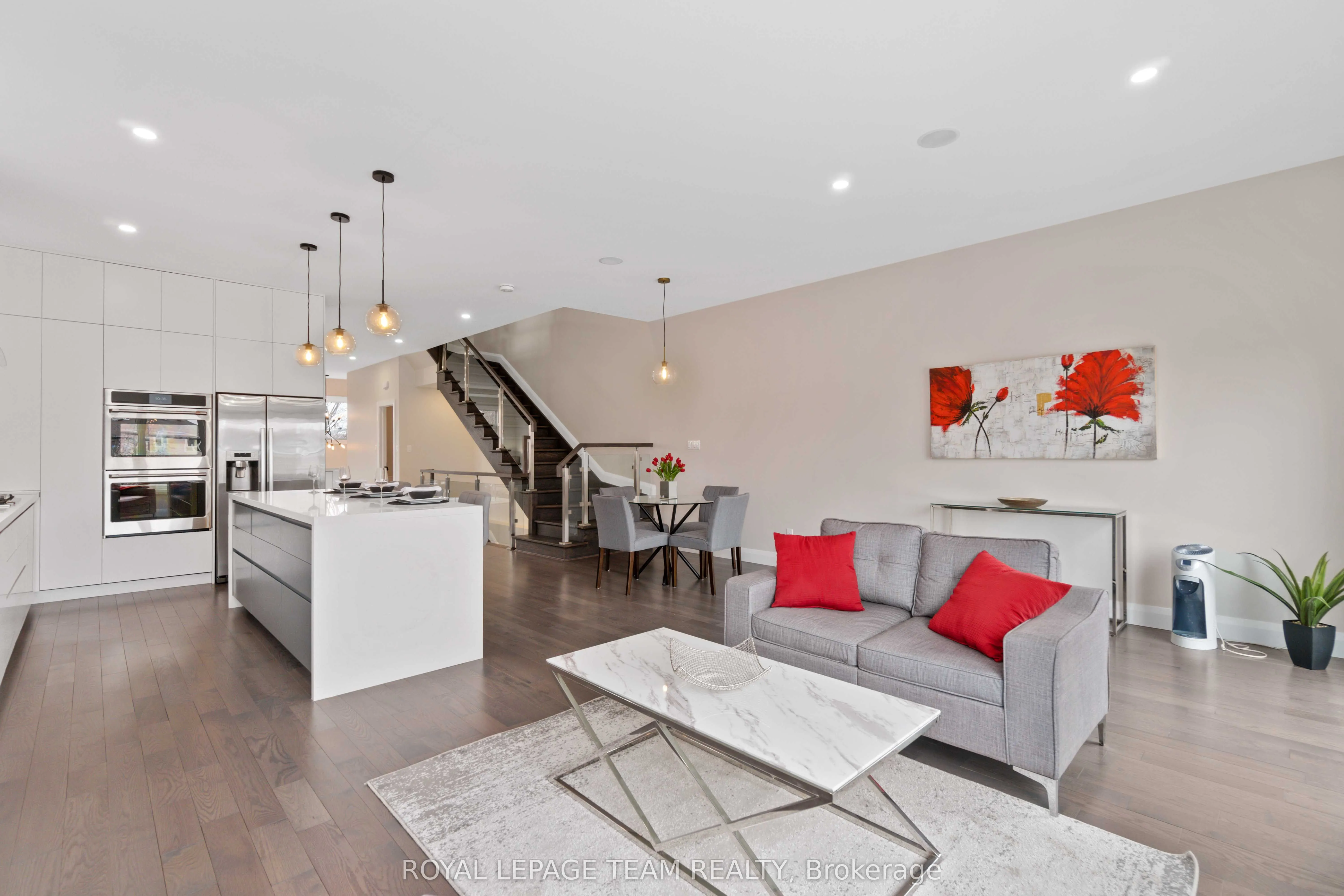 16 Melville Drive