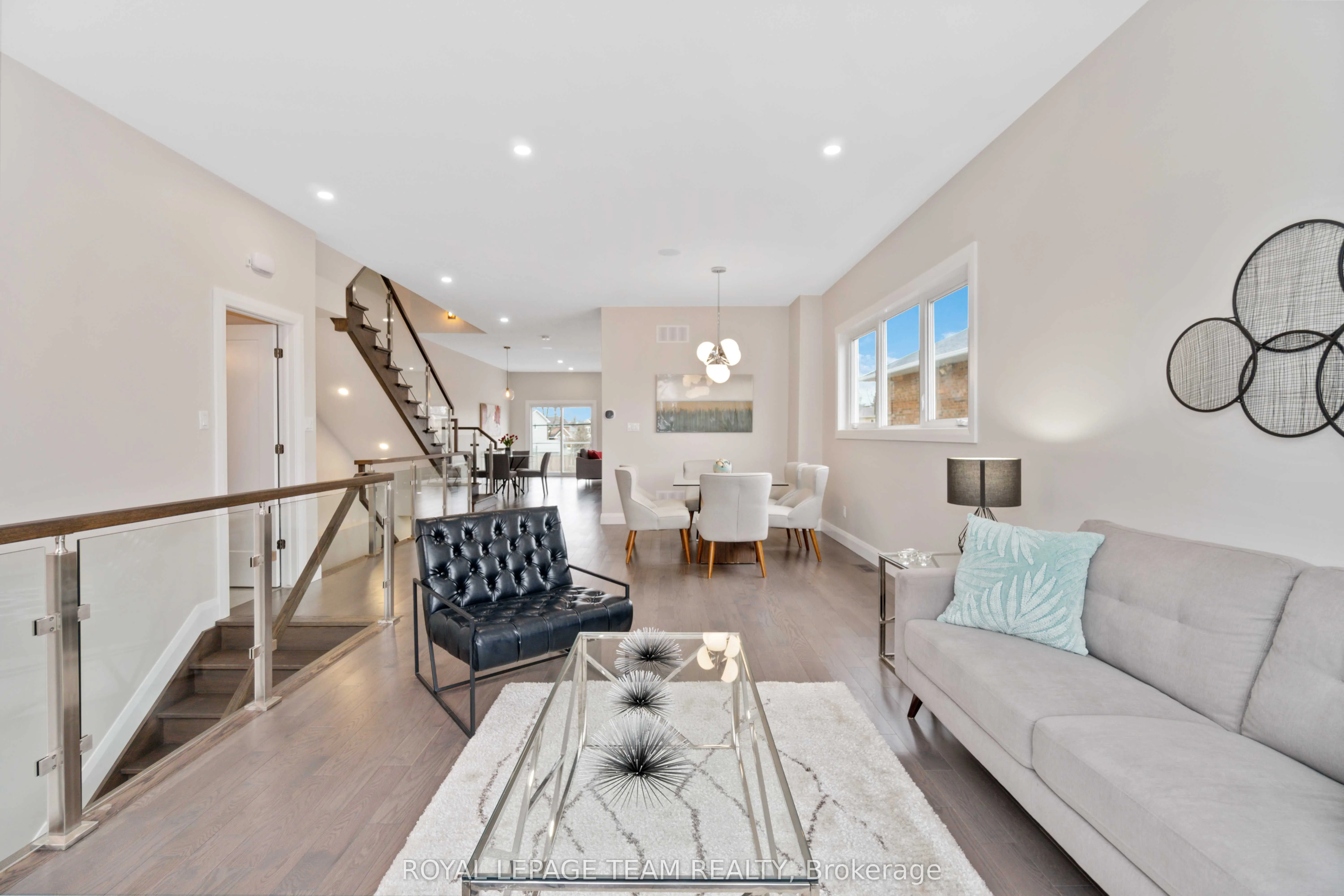 16 Melville Drive