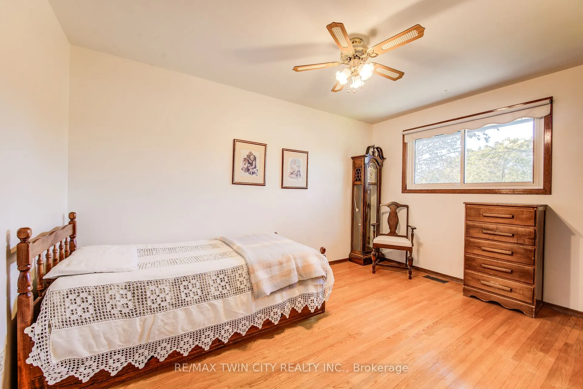 39 Kenwood Crescent