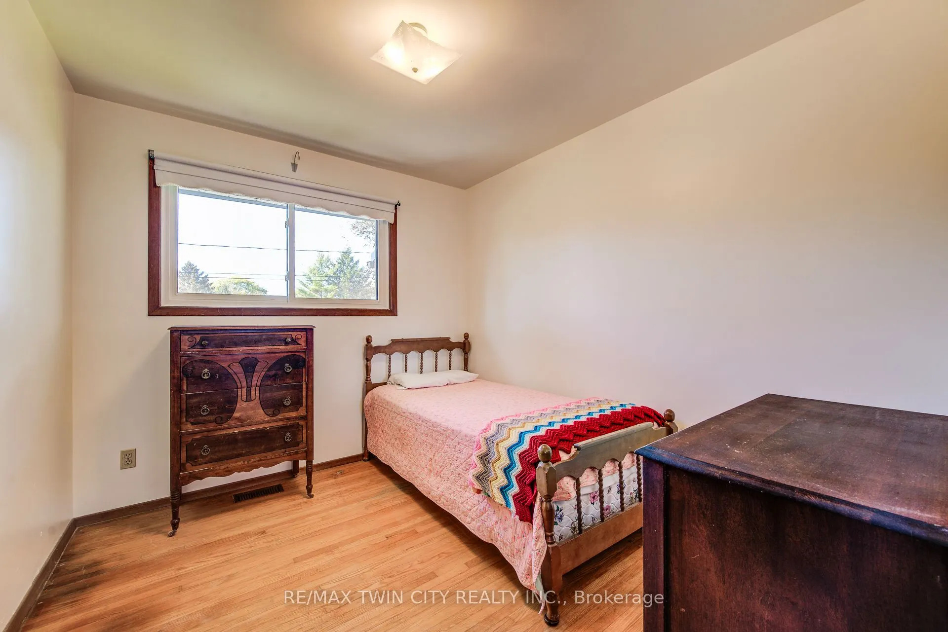 39 Kenwood Crescent