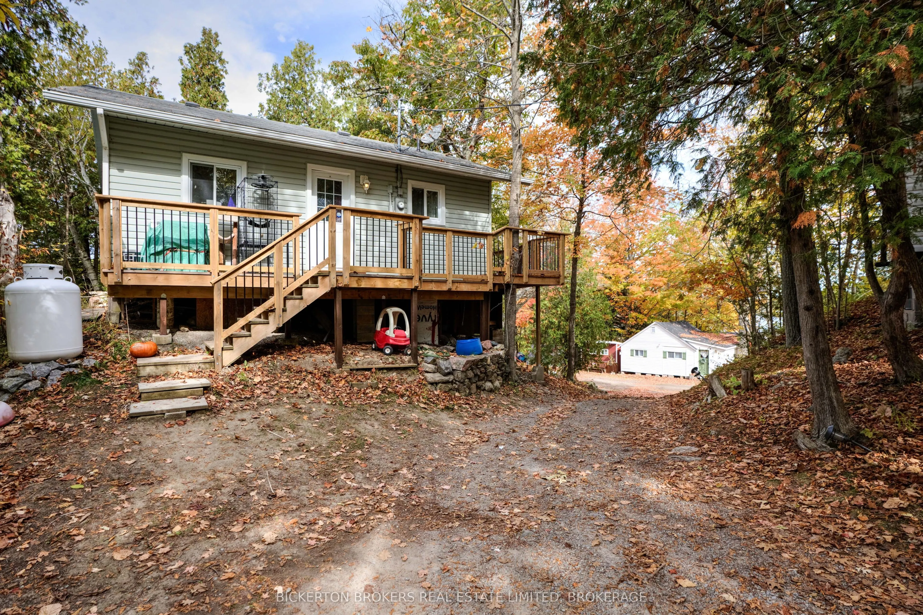40 Greer Point Lane
