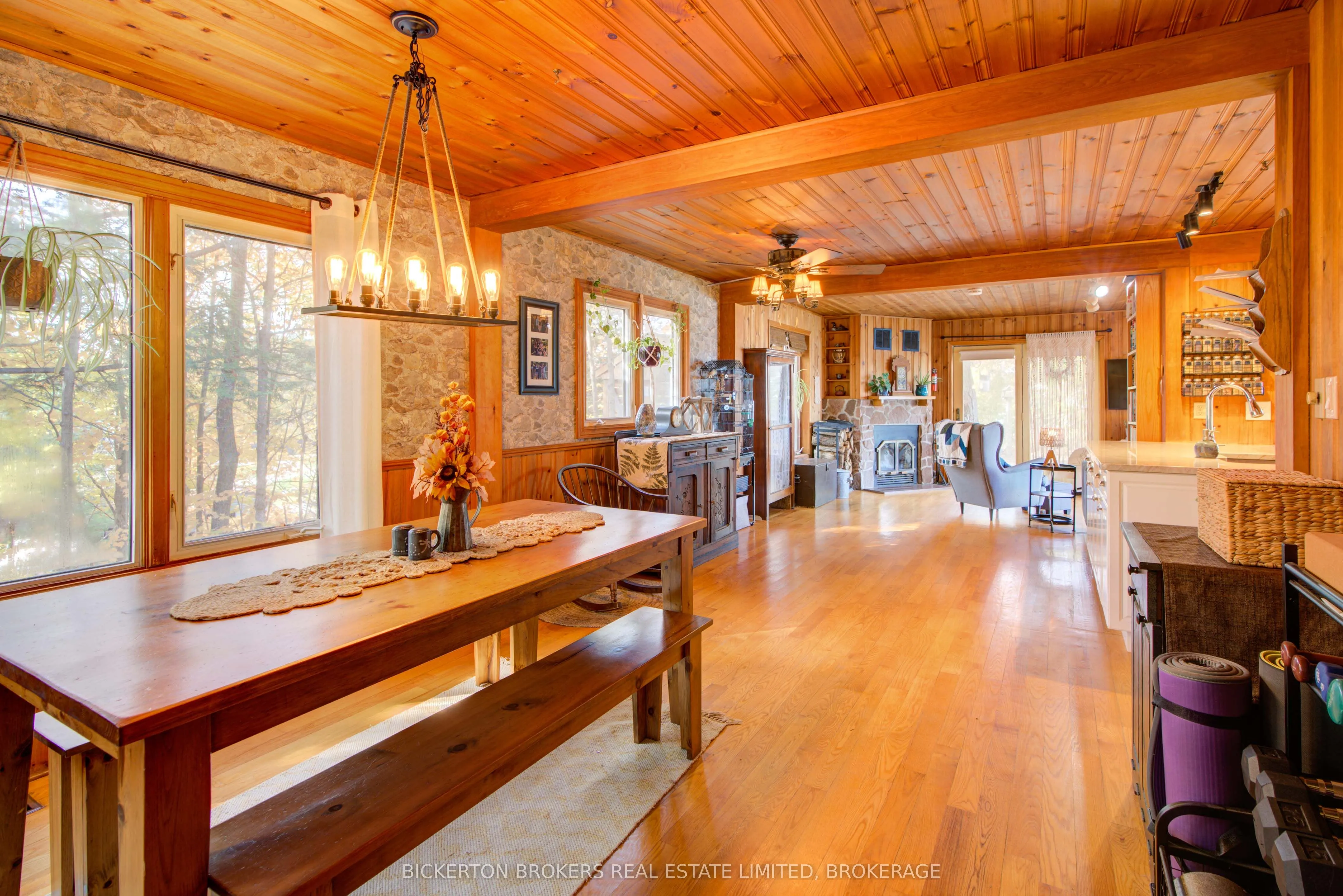 40 Greer Point Lane