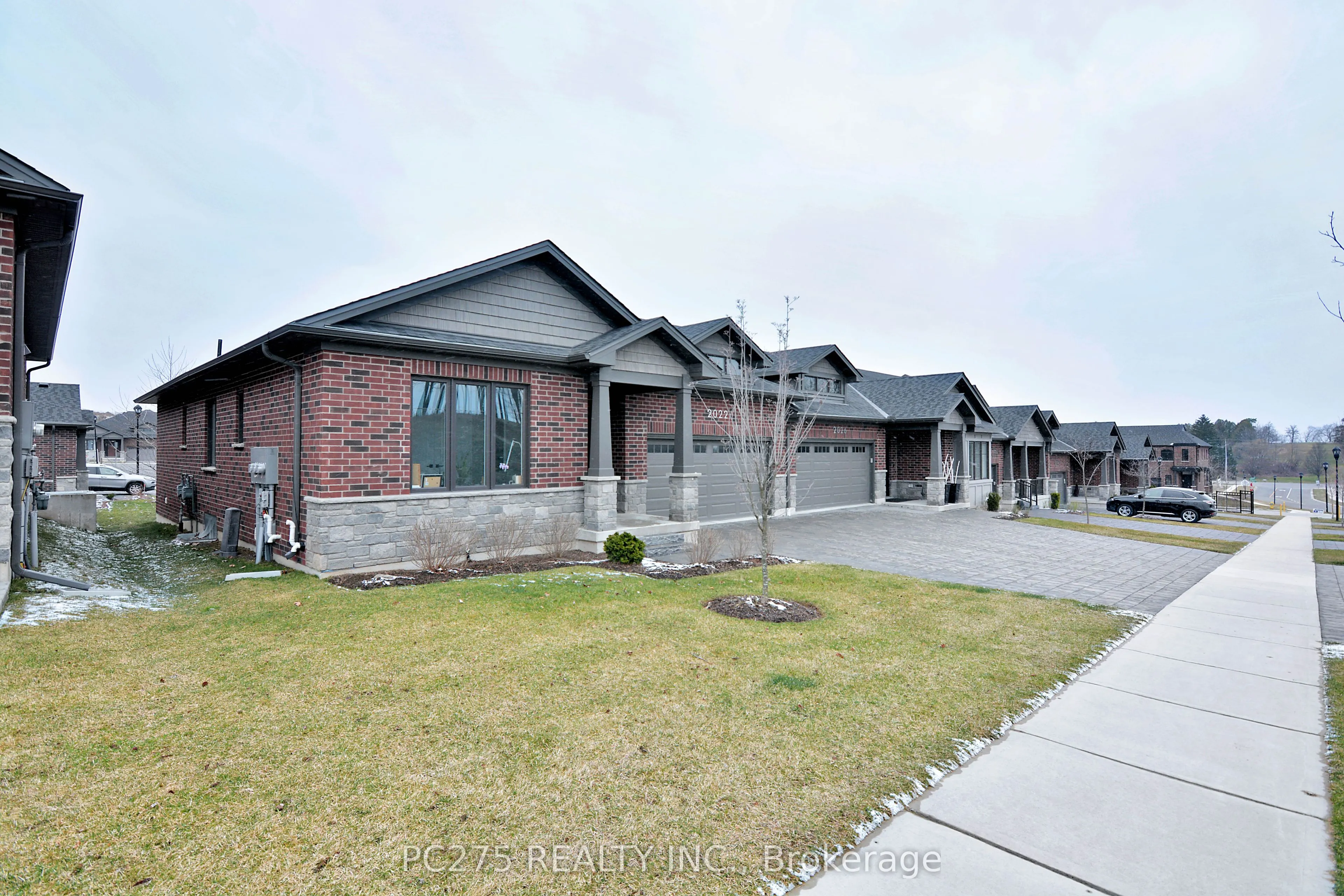 2022 UPPERPOINT Boulevard, #10