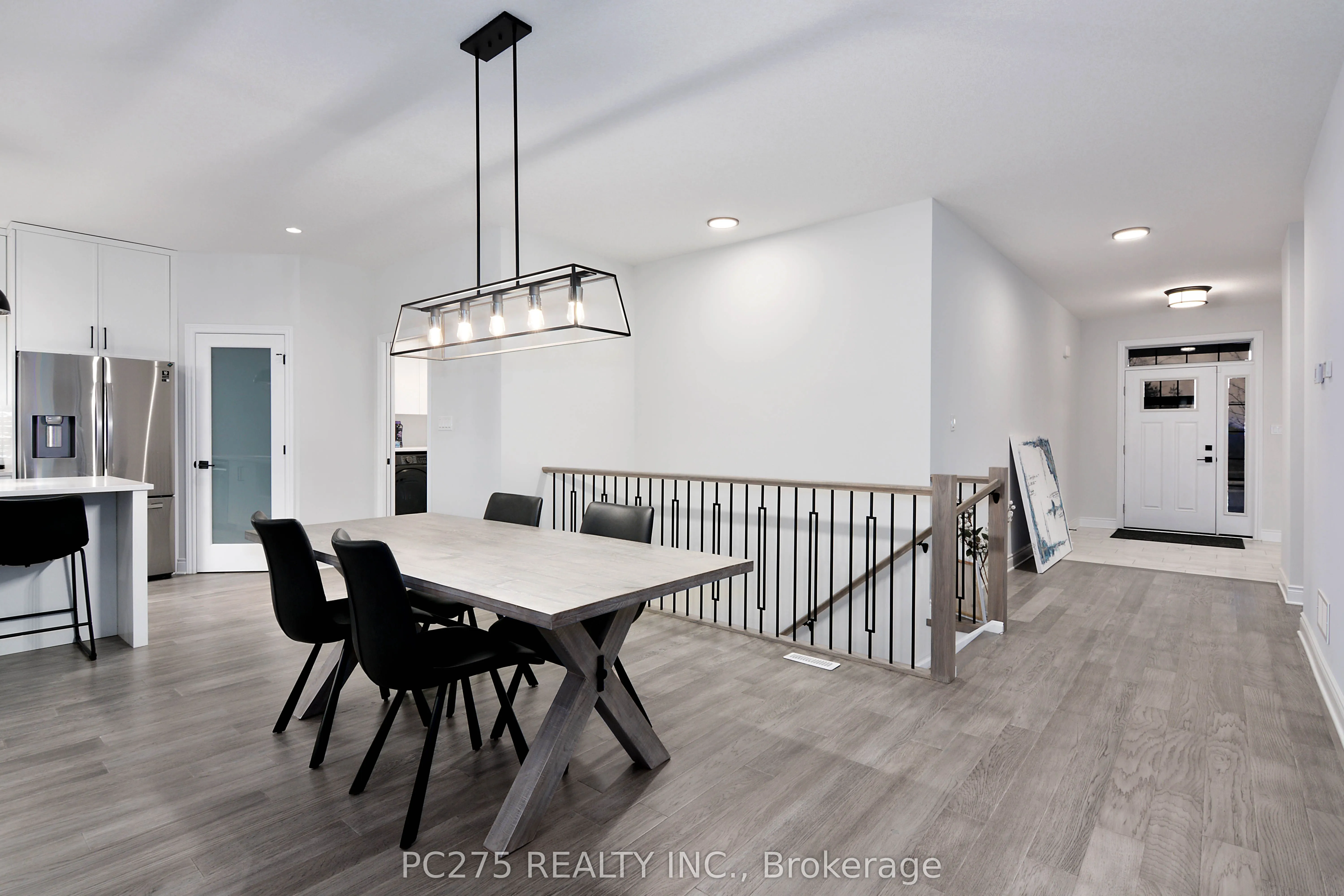 2022 UPPERPOINT Boulevard, #10