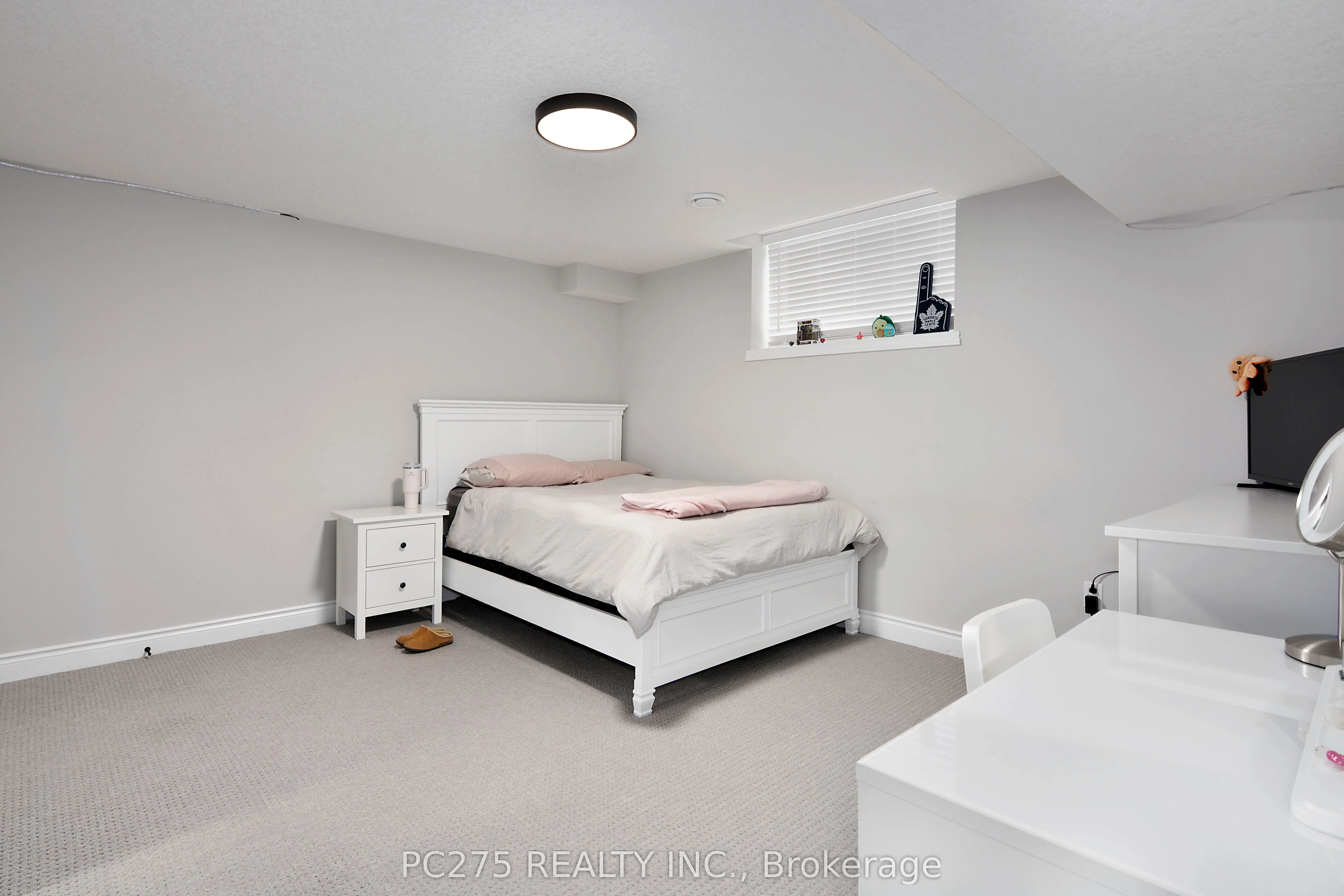 2022 UPPERPOINT Boulevard, #10