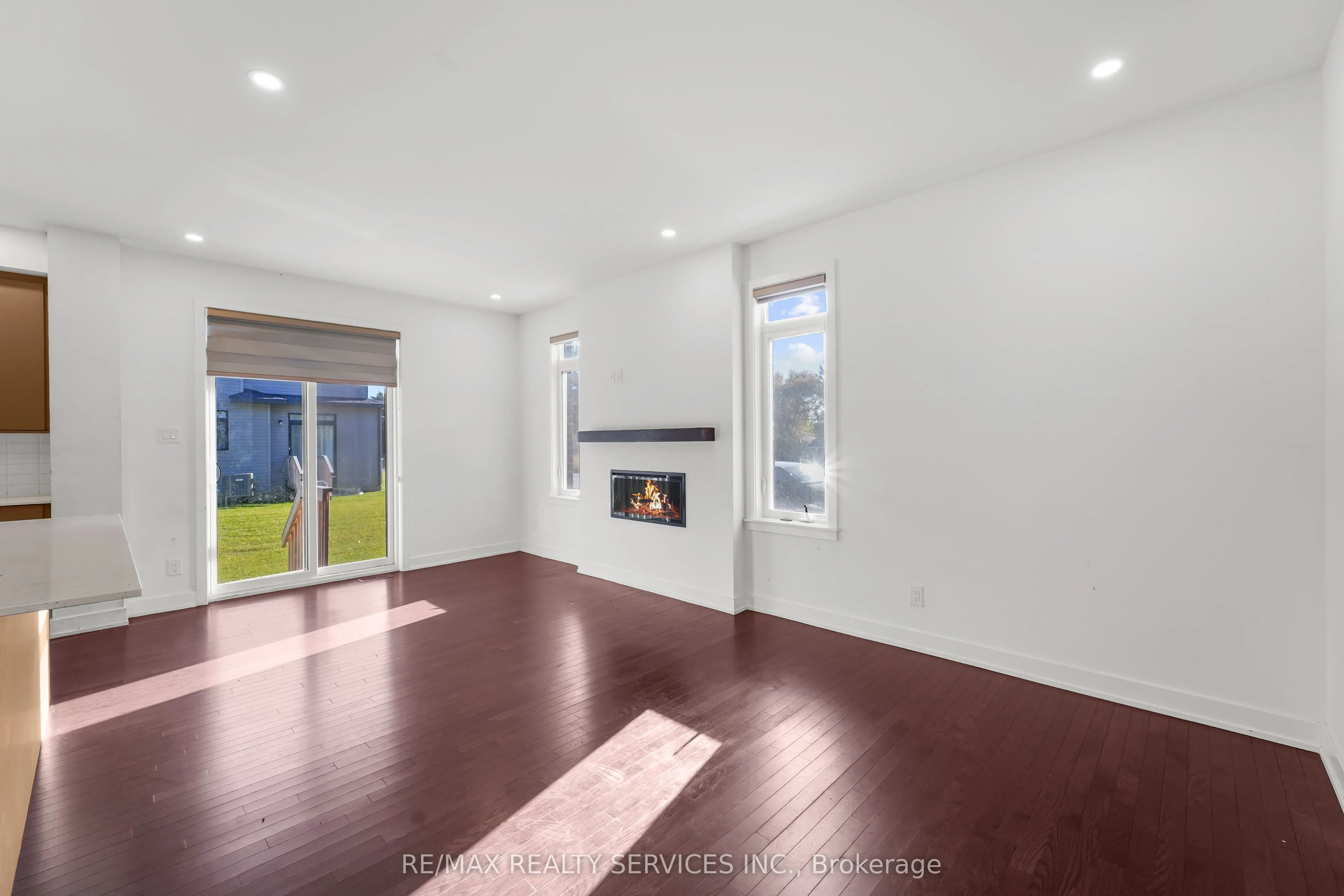 51 Moosonee Crescent