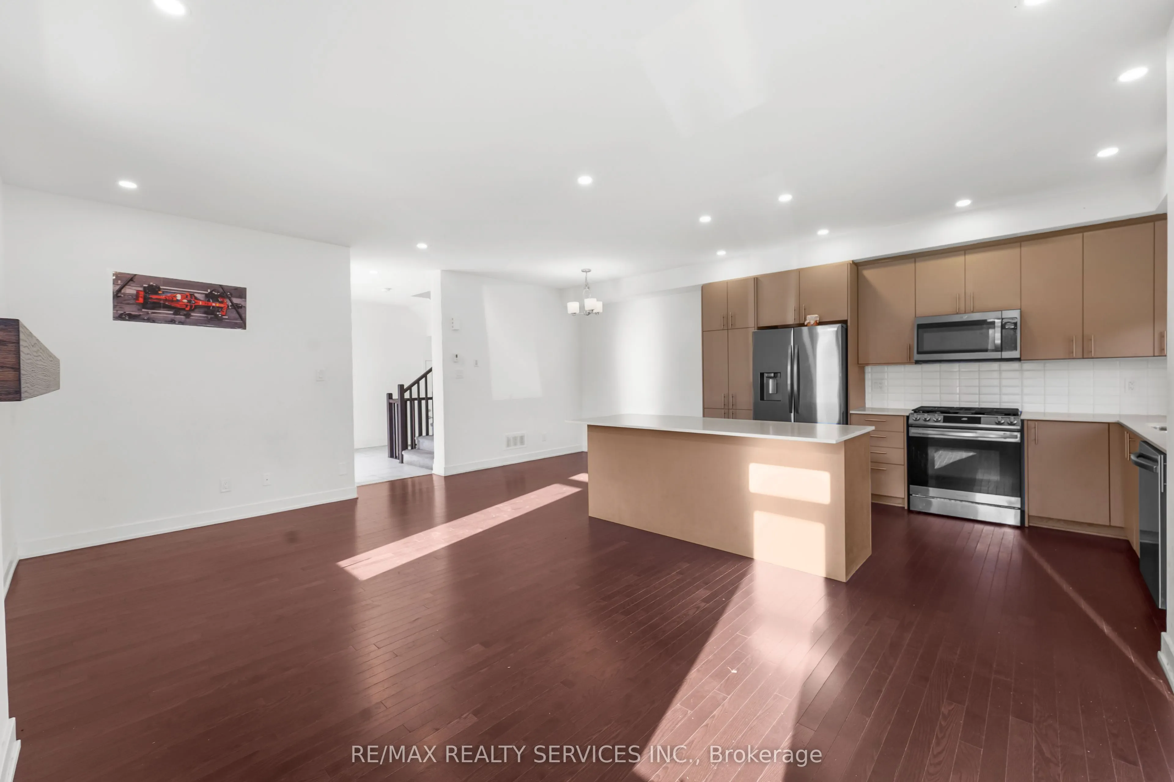 51 Moosonee Crescent