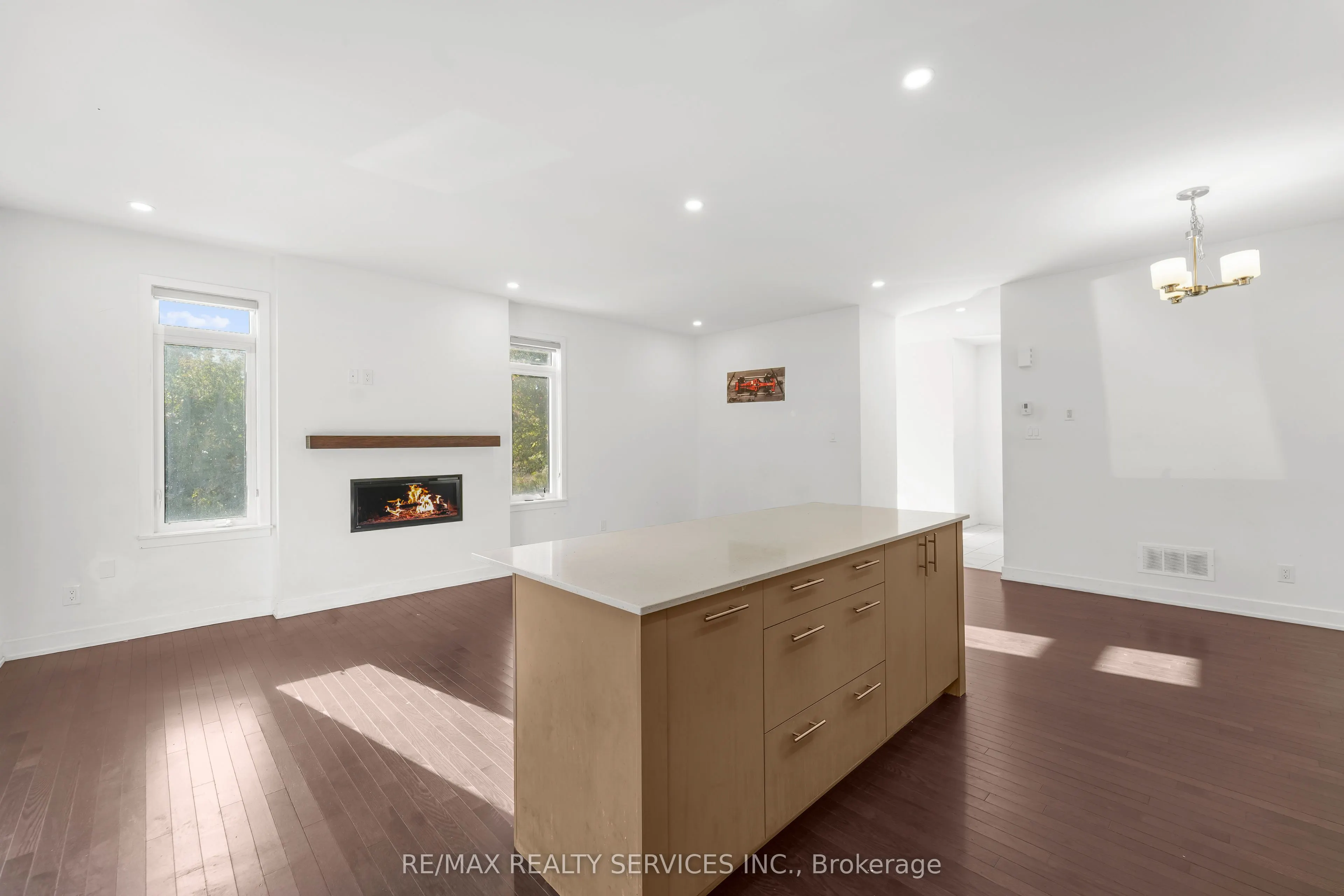 51 Moosonee Crescent