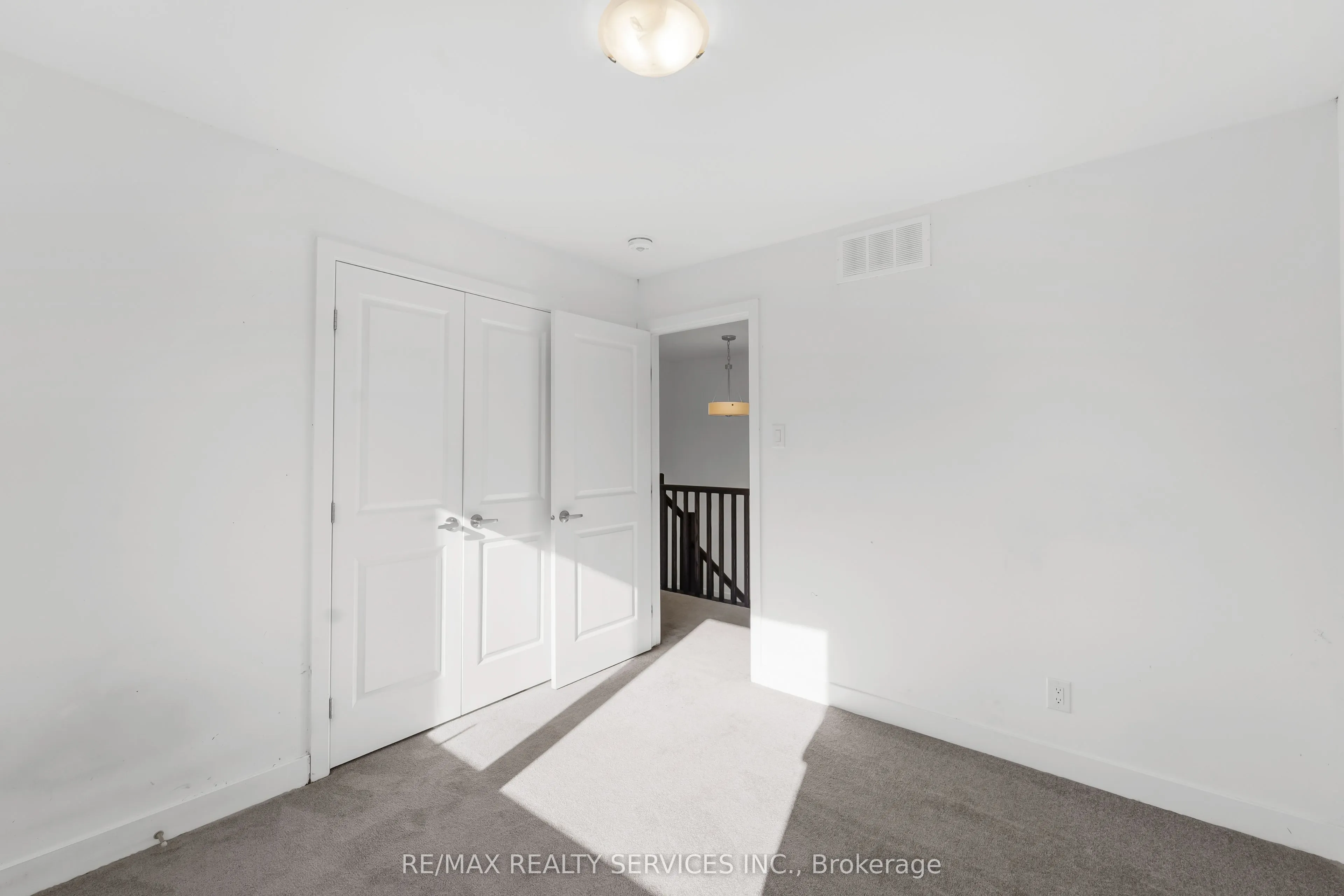 51 Moosonee Crescent