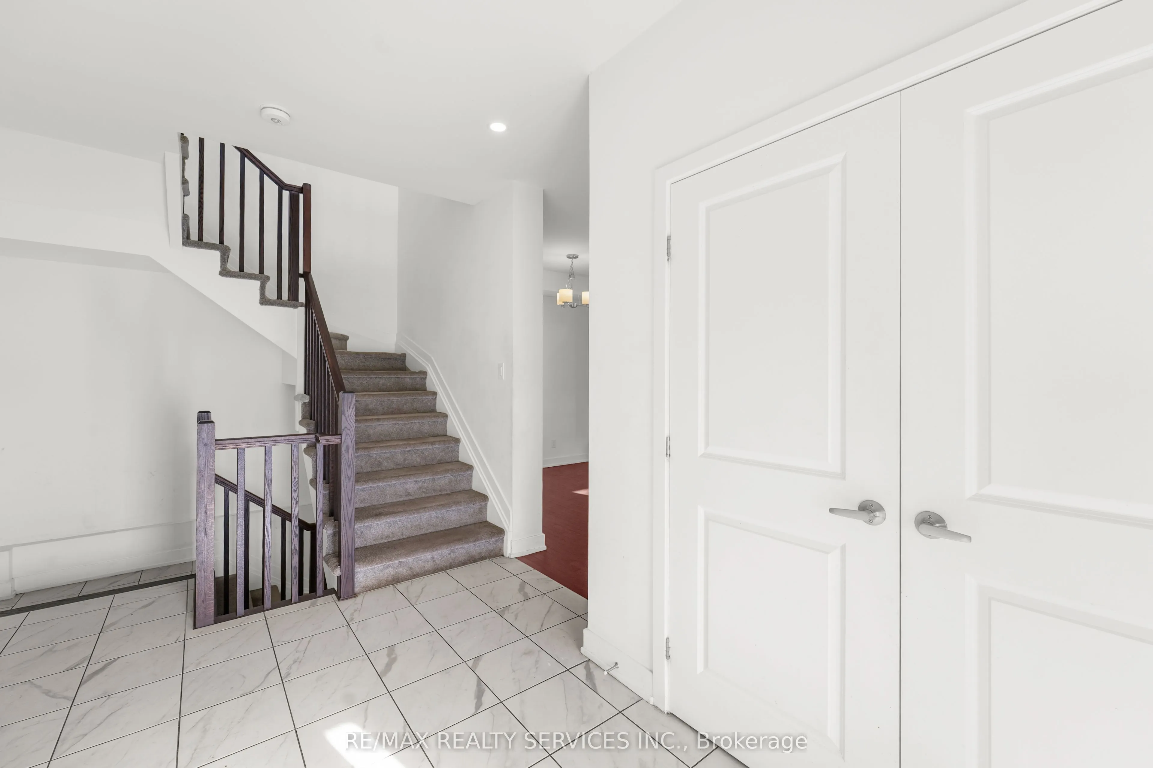 51 Moosonee Crescent