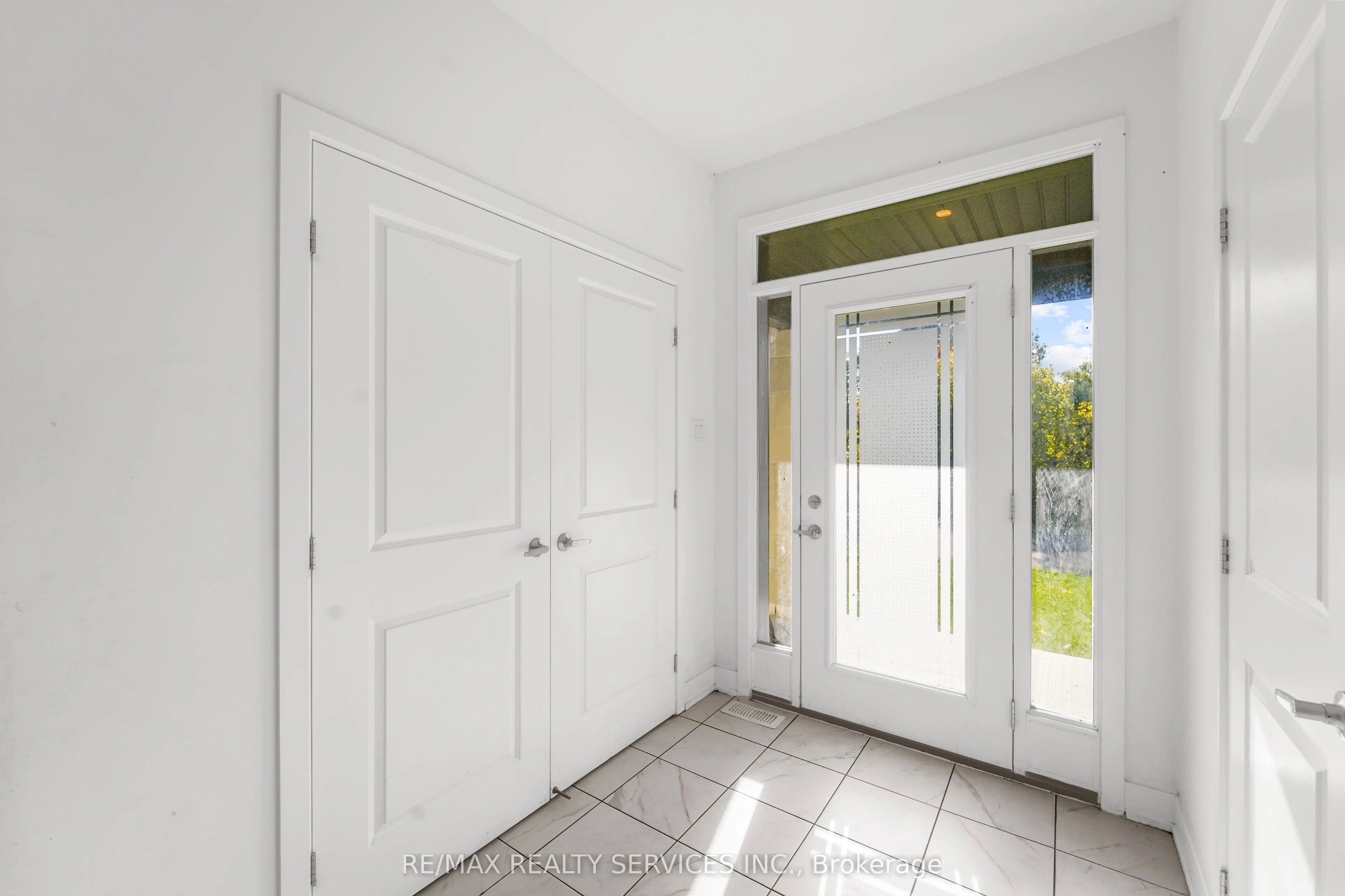 51 Moosonee Crescent