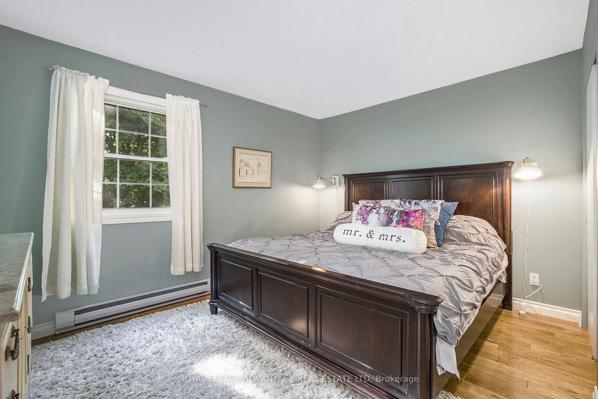 6 Fairlane Drive